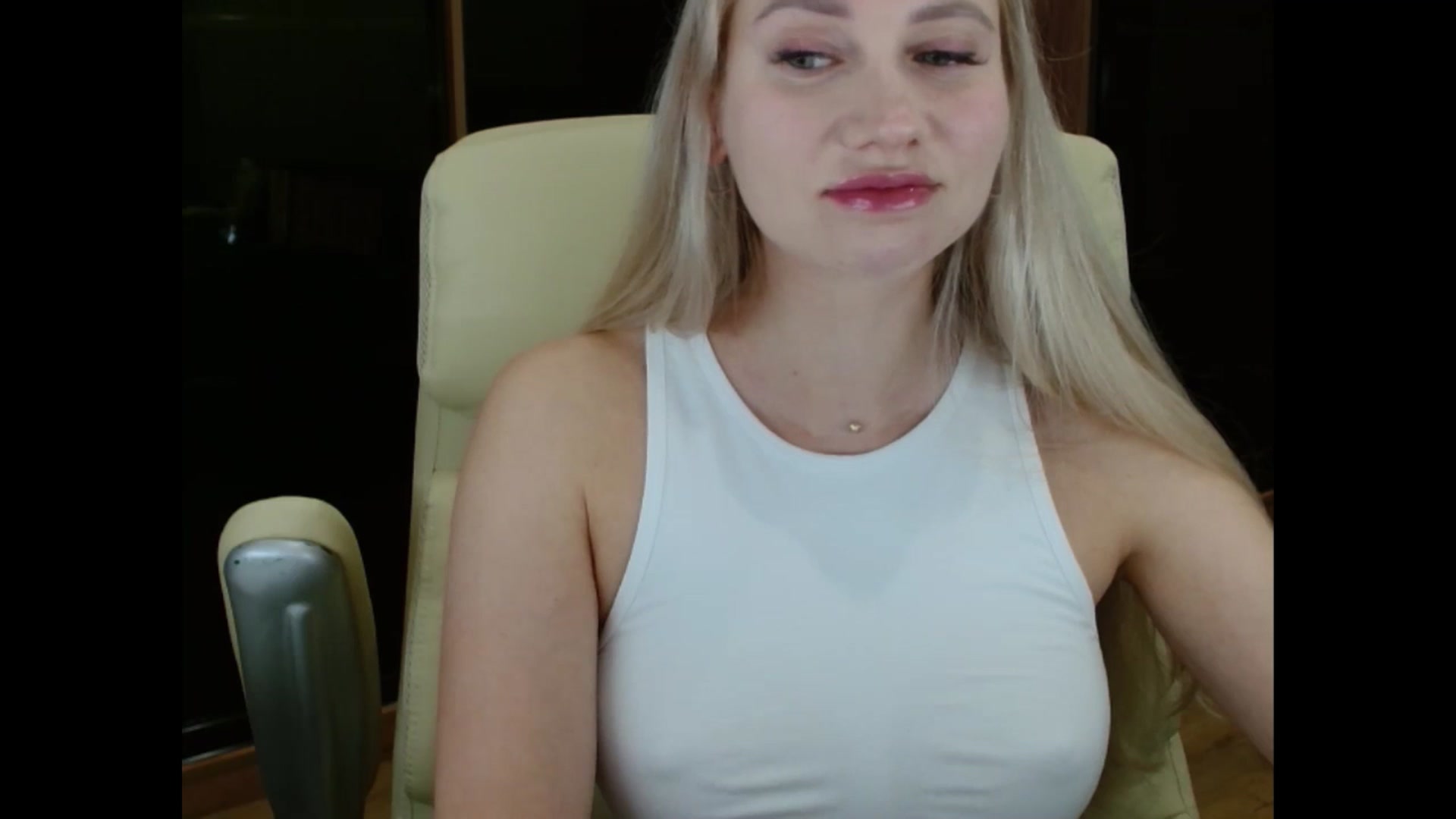 Gallery image thumbnail from Miss_Sylvia's myfreecams stream on, 07/27/2025, 18:56 image 3 of 20