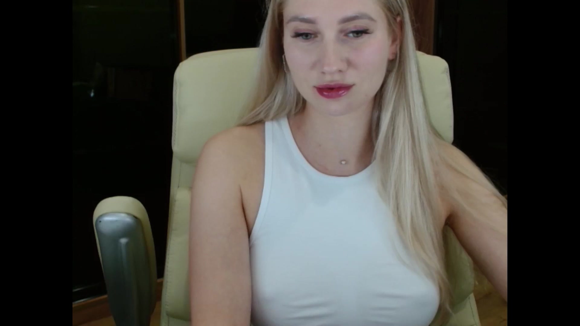 Gallery image thumbnail from Miss_Sylvia's myfreecams stream on, 07/27/2025, 18:56 image 1 of 20