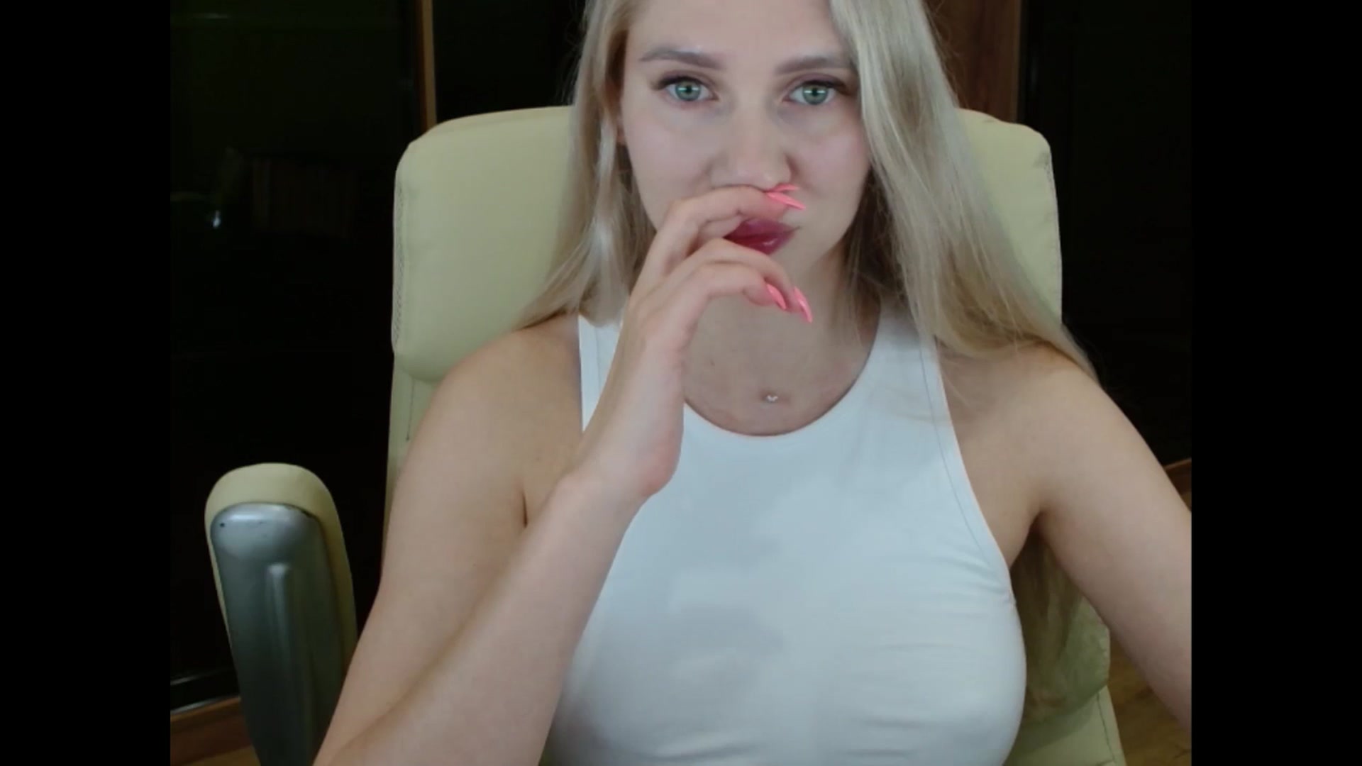 Gallery image thumbnail from Miss_Sylvia's myfreecams stream on, 07/27/2025, 18:56 image 2 of 20