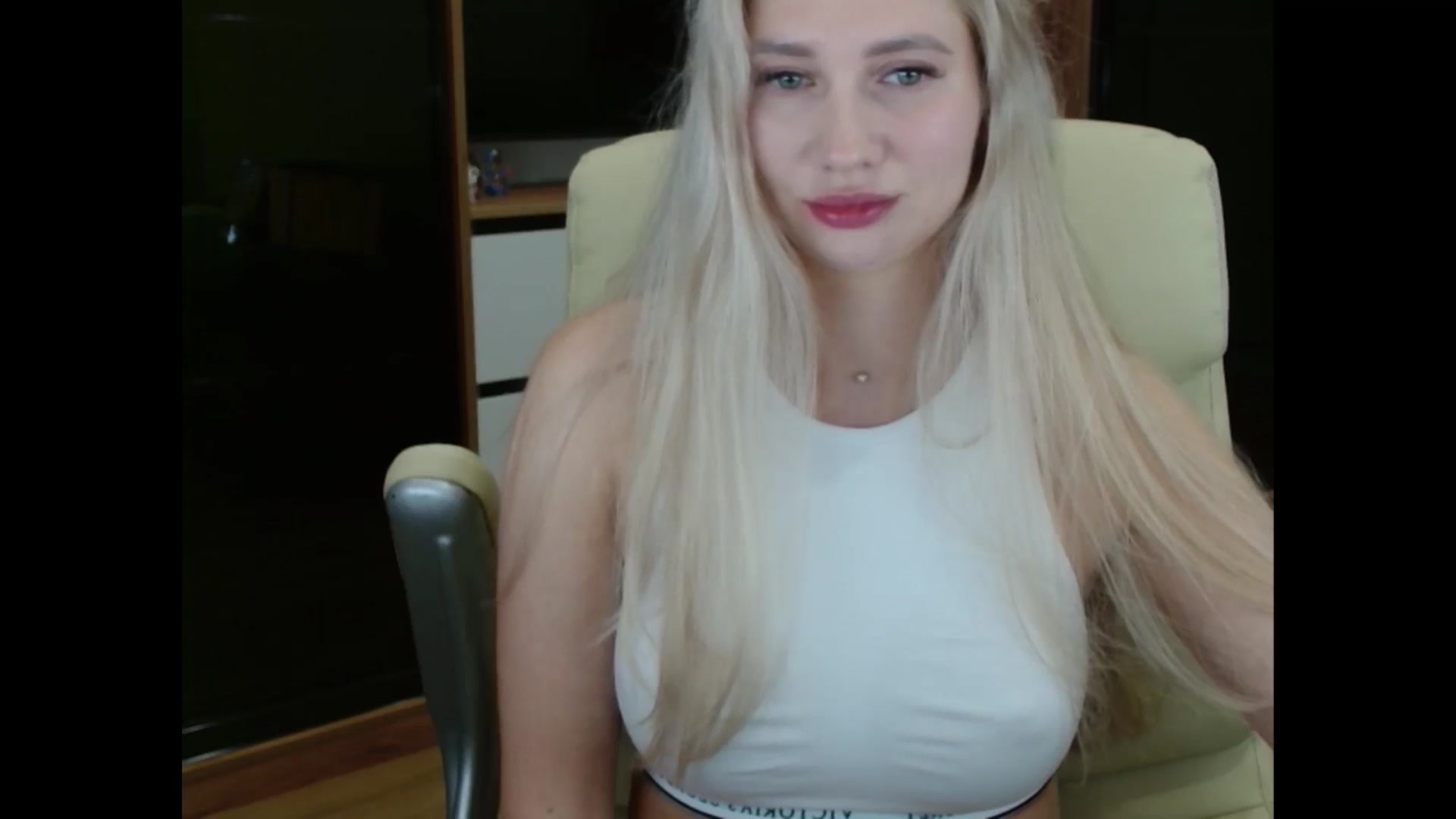 Gallery image thumbnail from Miss_Sylvia's myfreecams stream on, 07/27/2025, 18:56 image 16 of 20