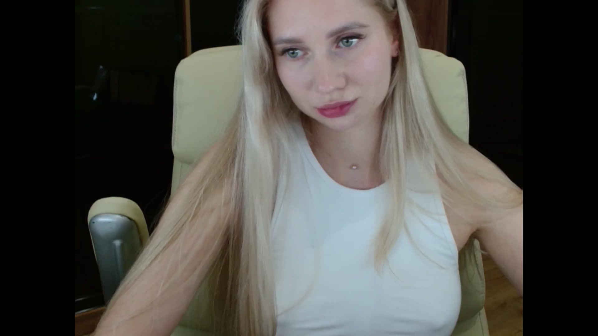Gallery image thumbnail from Miss_Sylvia's myfreecams stream on, 07/27/2025, 20:33 image 8 of 20
