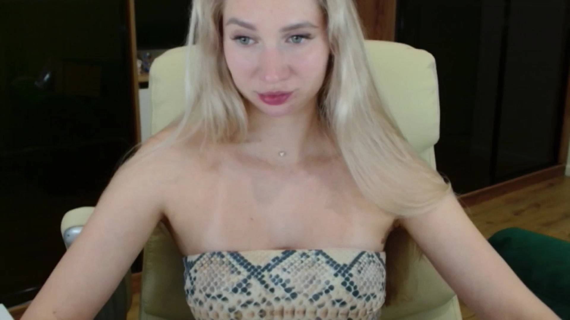 Gallery image thumbnail from Miss_Sylvia's myfreecams stream on, 07/28/2025, 19:51 image 6 of 20