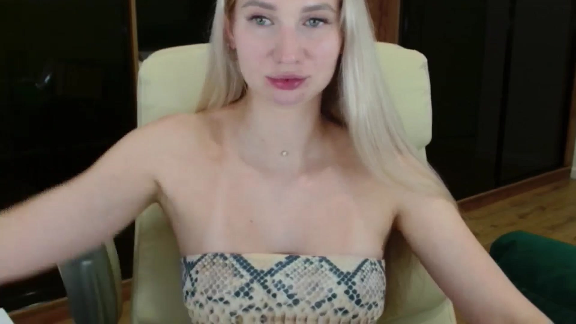 Gallery image thumbnail from Miss_Sylvia's myfreecams stream on, 07/28/2025, 19:51 image 12 of 20