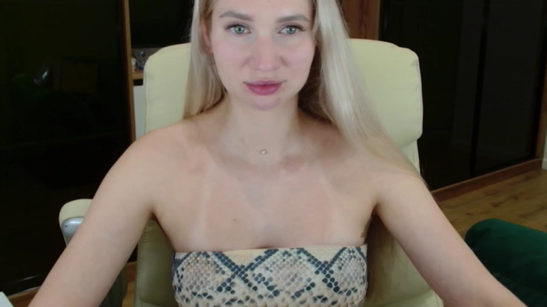 Gallery image thumbnail from Miss_Sylvia's myfreecams stream on, 07/28/2025, 19:51 image 11 of 20