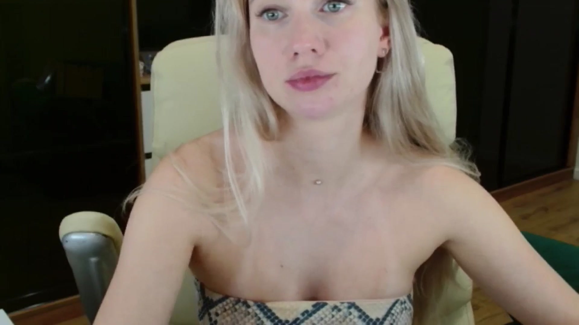 Gallery image thumbnail from Miss_Sylvia's myfreecams stream on, 07/28/2025, 19:51 image 3 of 20