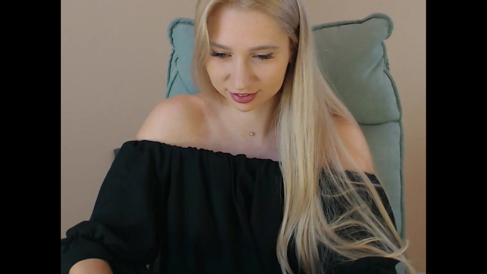 Gallery image thumbnail from Miss_Sylvia's myfreecams stream on, 07/29/2025, 17:07 image 8 of 20