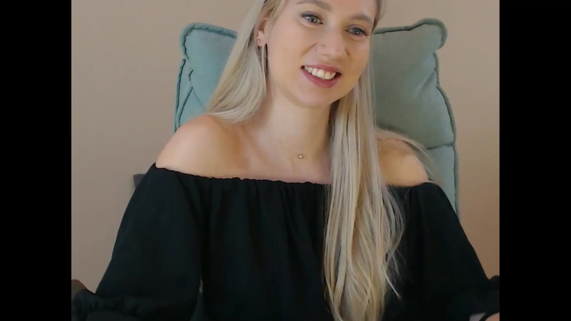 Gallery image thumbnail from Miss_Sylvia's myfreecams stream on, 07/29/2025, 17:07 image 17 of 20