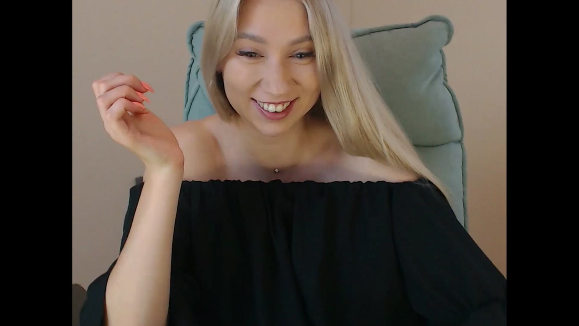 Gallery image thumbnail from Miss_Sylvia's myfreecams stream on, 07/29/2025, 17:07 image 9 of 20