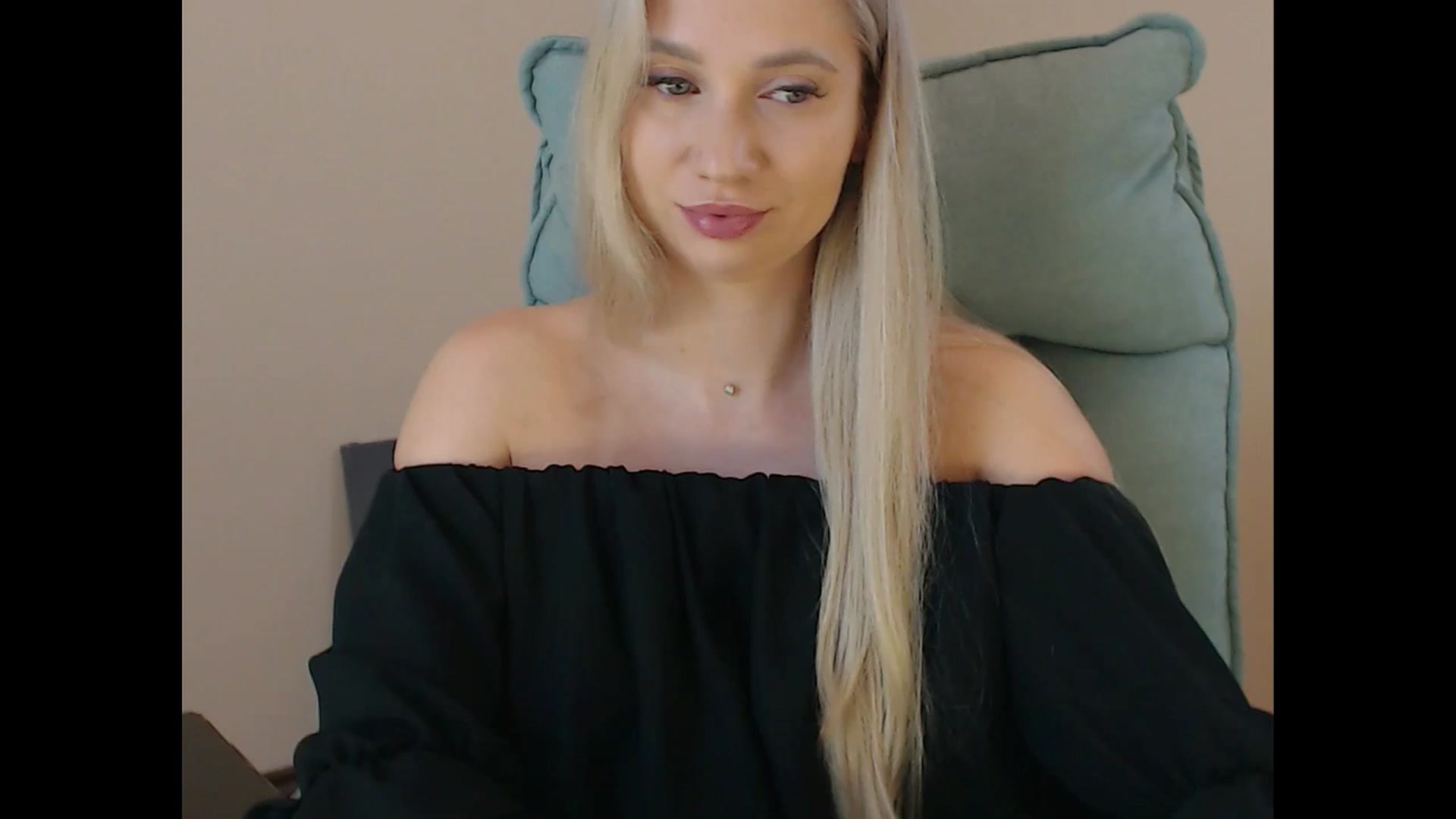Gallery image thumbnail from Miss_Sylvia's myfreecams stream on, 07/29/2025, 17:07 image 5 of 20