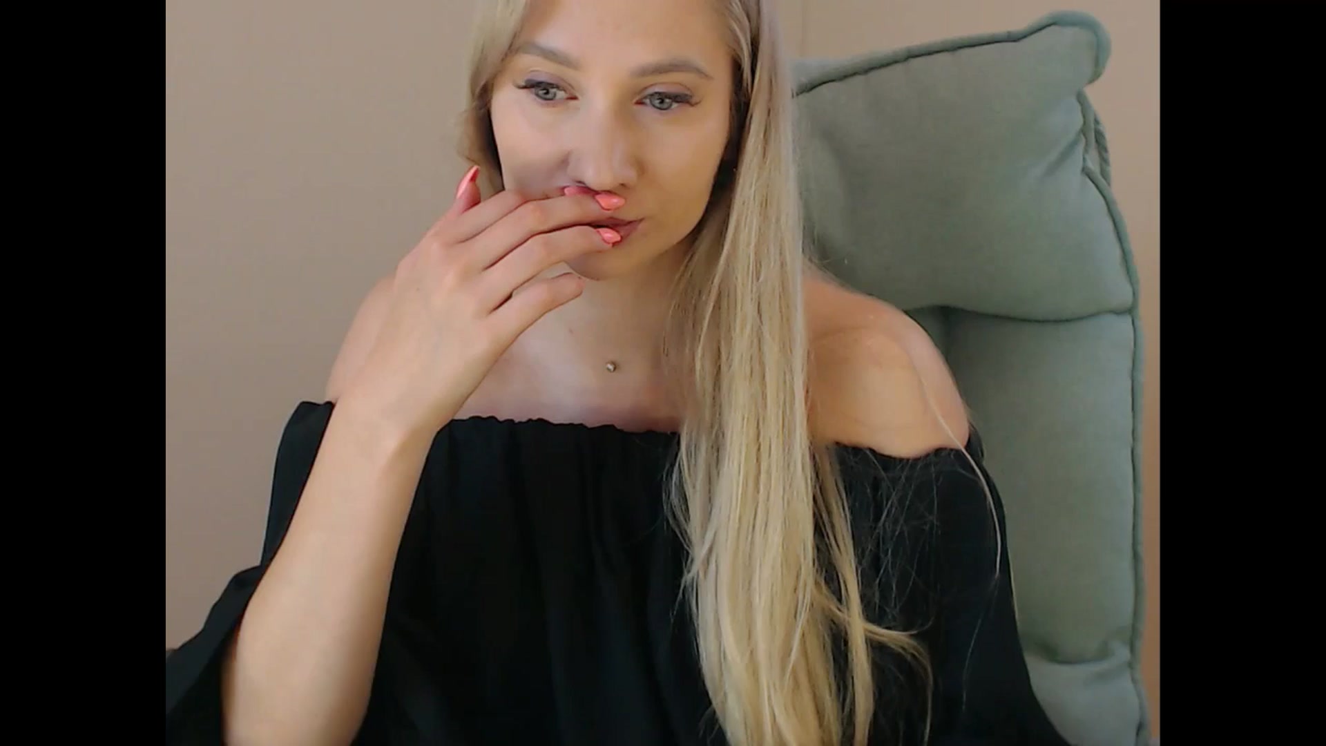Gallery image thumbnail from Miss_Sylvia's myfreecams stream on, 07/29/2025, 17:07 image 1 of 20