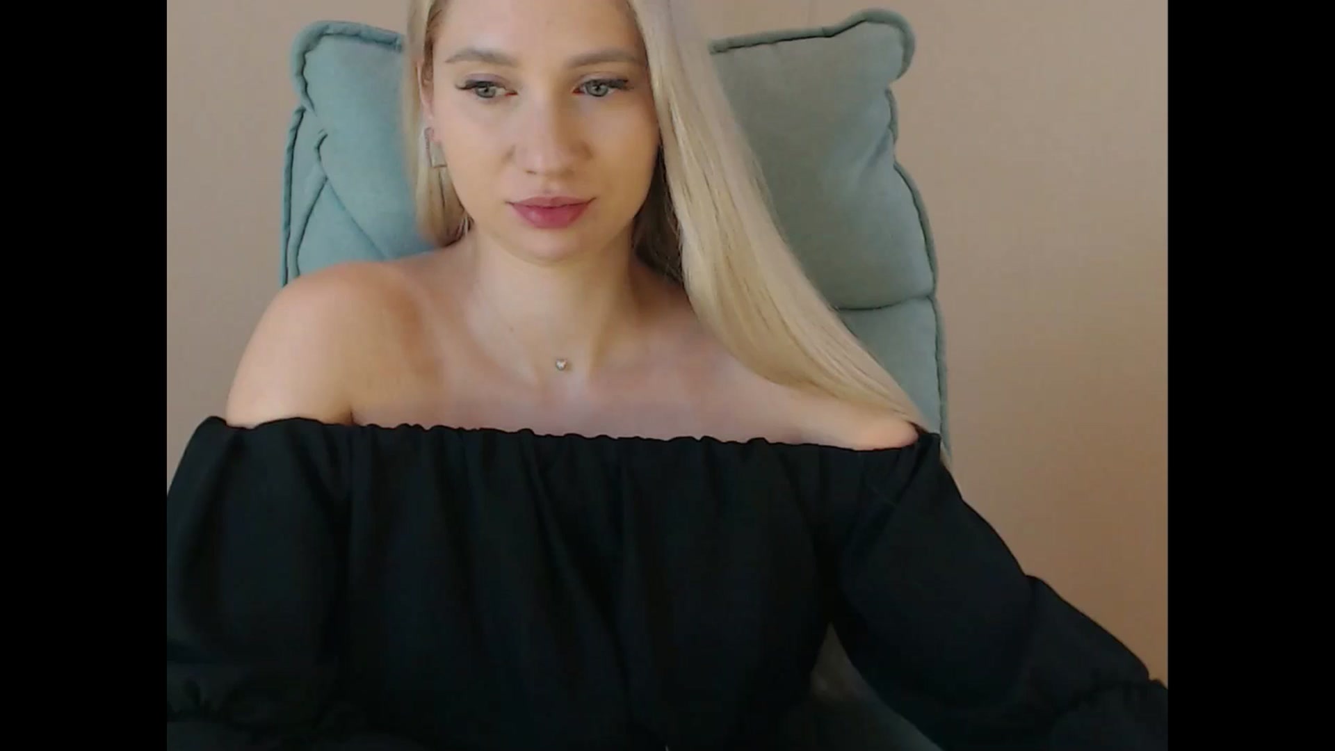 Gallery image thumbnail from Miss_Sylvia's myfreecams stream on, 07/29/2025, 17:46 image 14 of 20