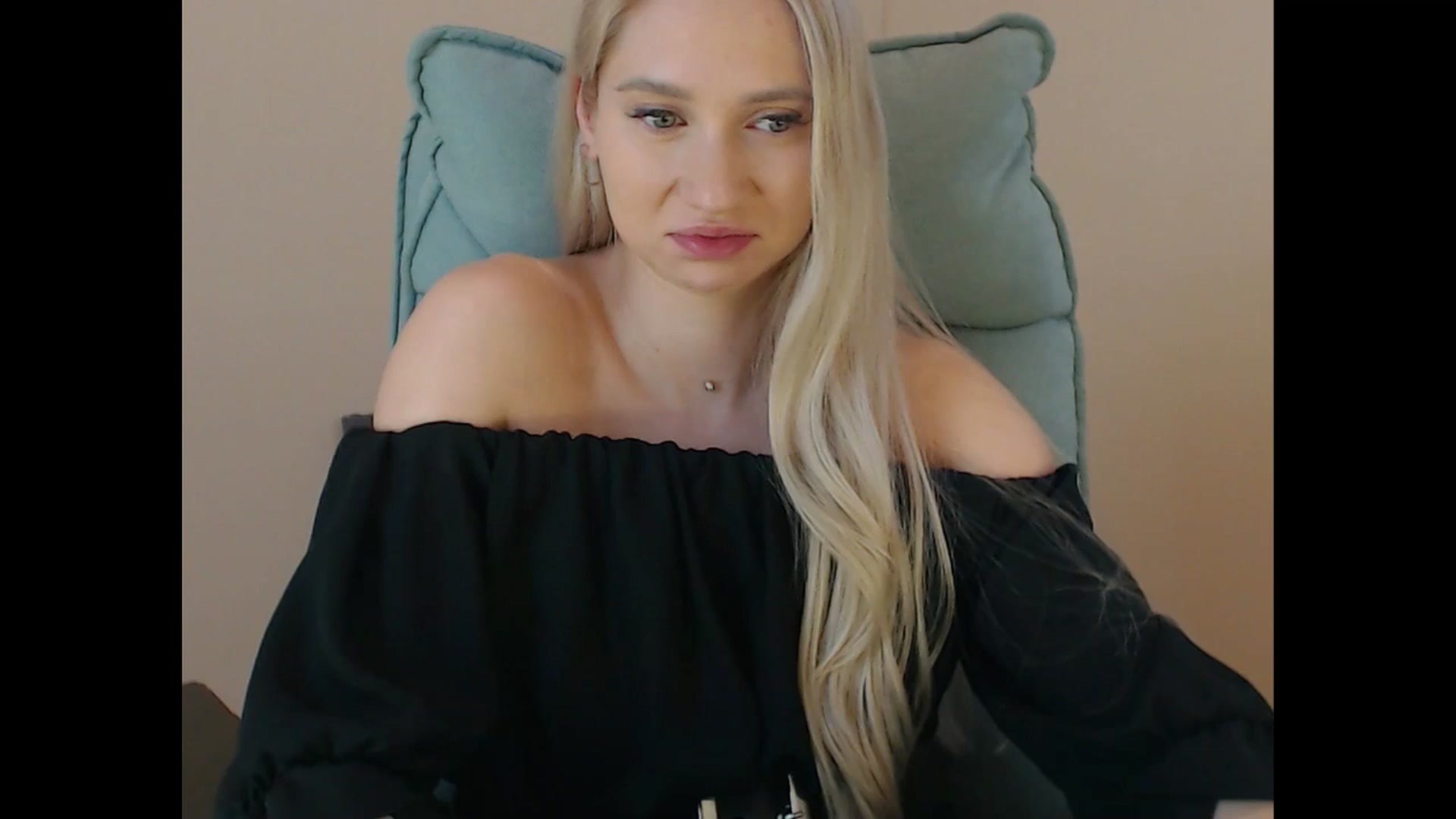 Gallery image thumbnail from Miss_Sylvia's myfreecams stream on, 07/29/2025, 17:46 image 17 of 20