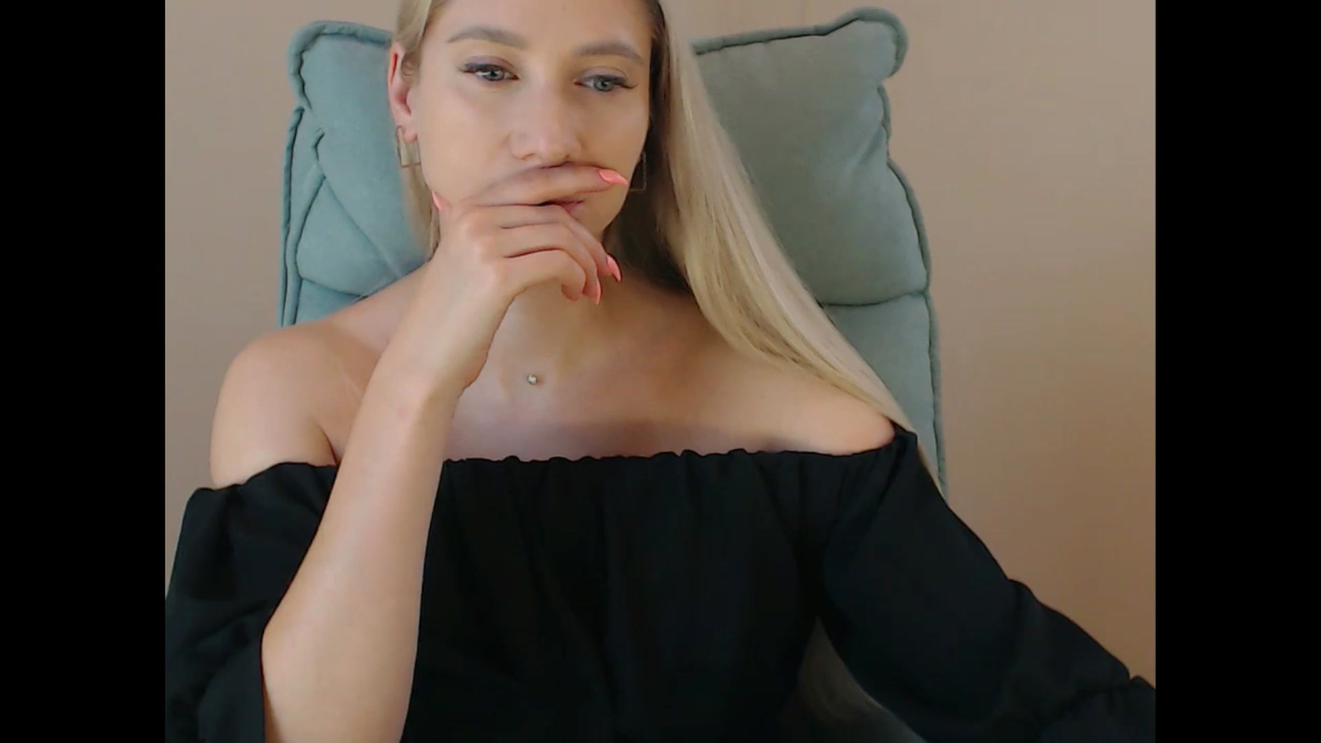Gallery image thumbnail from Miss_Sylvia's myfreecams stream on, 07/29/2025, 17:46 image 13 of 20