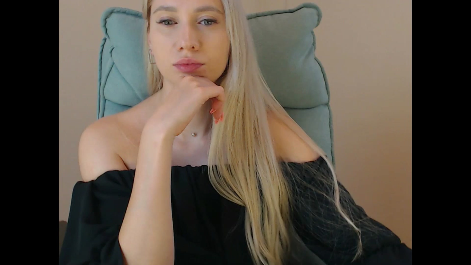 Gallery image thumbnail from Miss_Sylvia's myfreecams stream on, 07/29/2025, 17:46 image 15 of 20