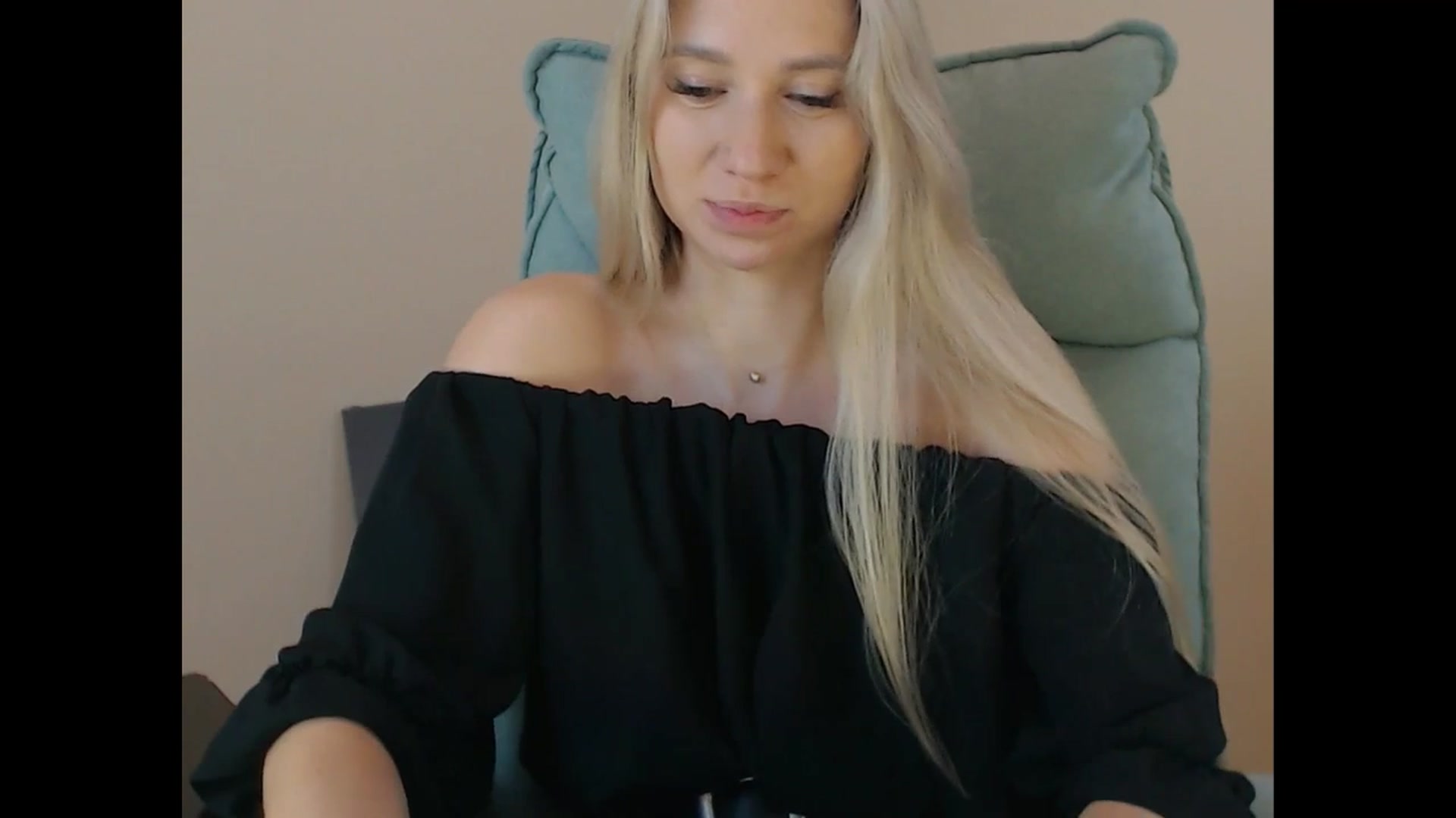 Gallery image thumbnail from Miss_Sylvia's myfreecams stream on, 07/29/2025, 19:51 image 14 of 20