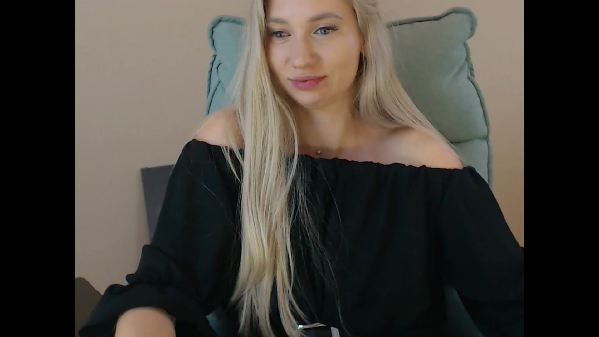 Gallery image thumbnail from Miss_Sylvia's myfreecams stream on, 07/29/2025, 20:13 image 2 of 20