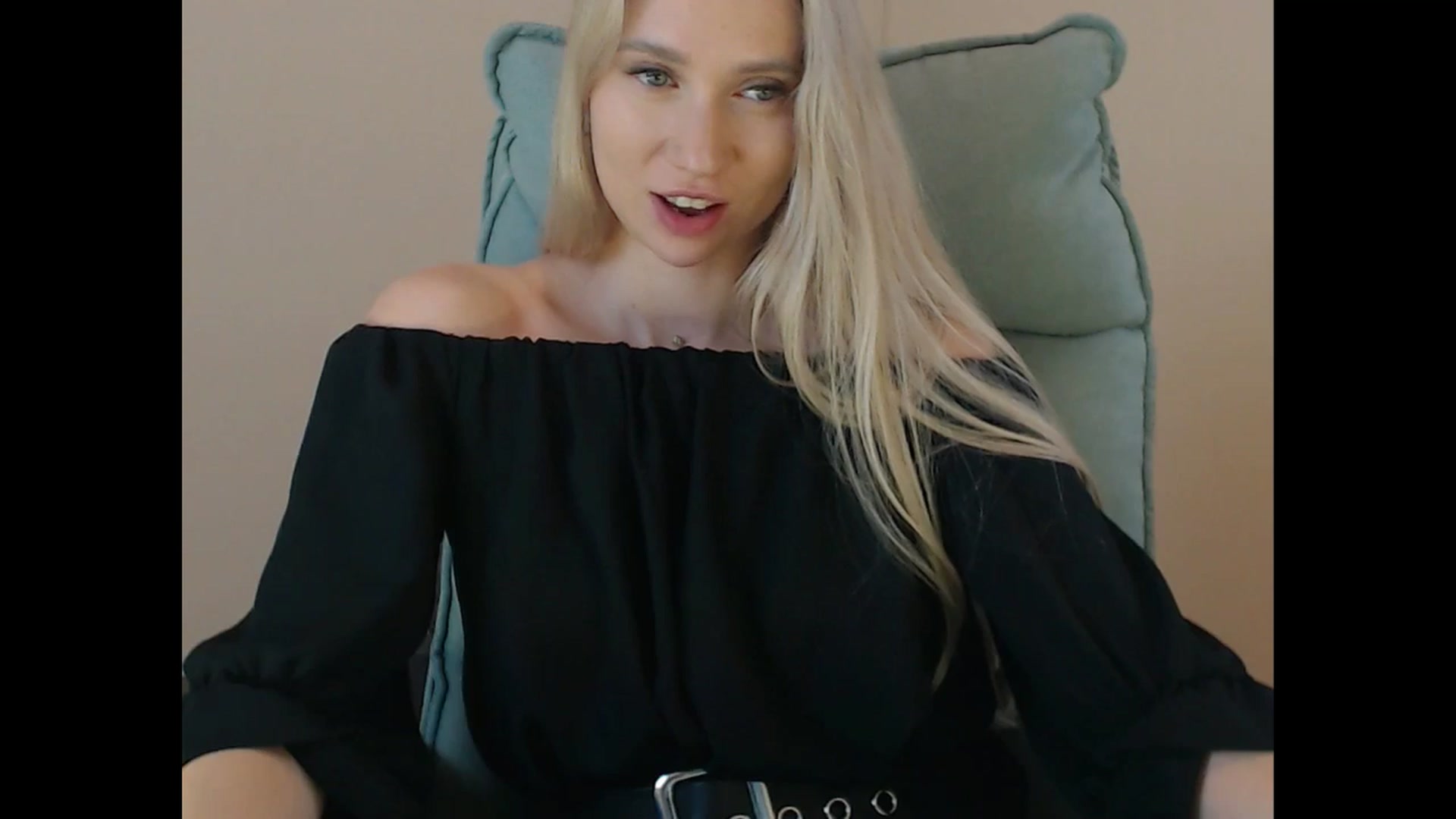 Gallery image thumbnail from Miss_Sylvia's myfreecams stream on, 07/29/2025, 20:13 image 15 of 20