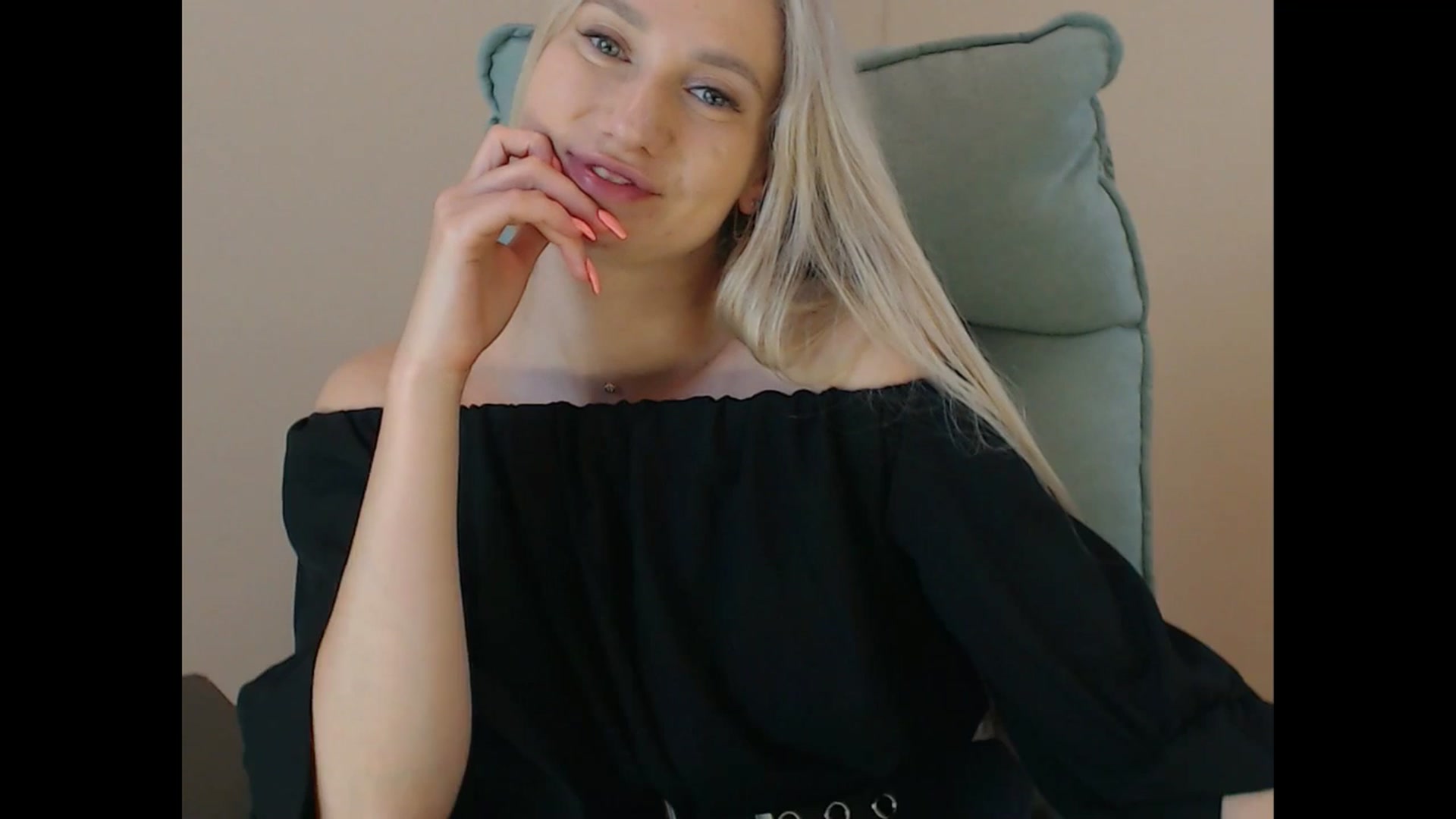 Gallery image thumbnail from Miss_Sylvia's myfreecams stream on, 07/29/2025, 20:13 image 14 of 20