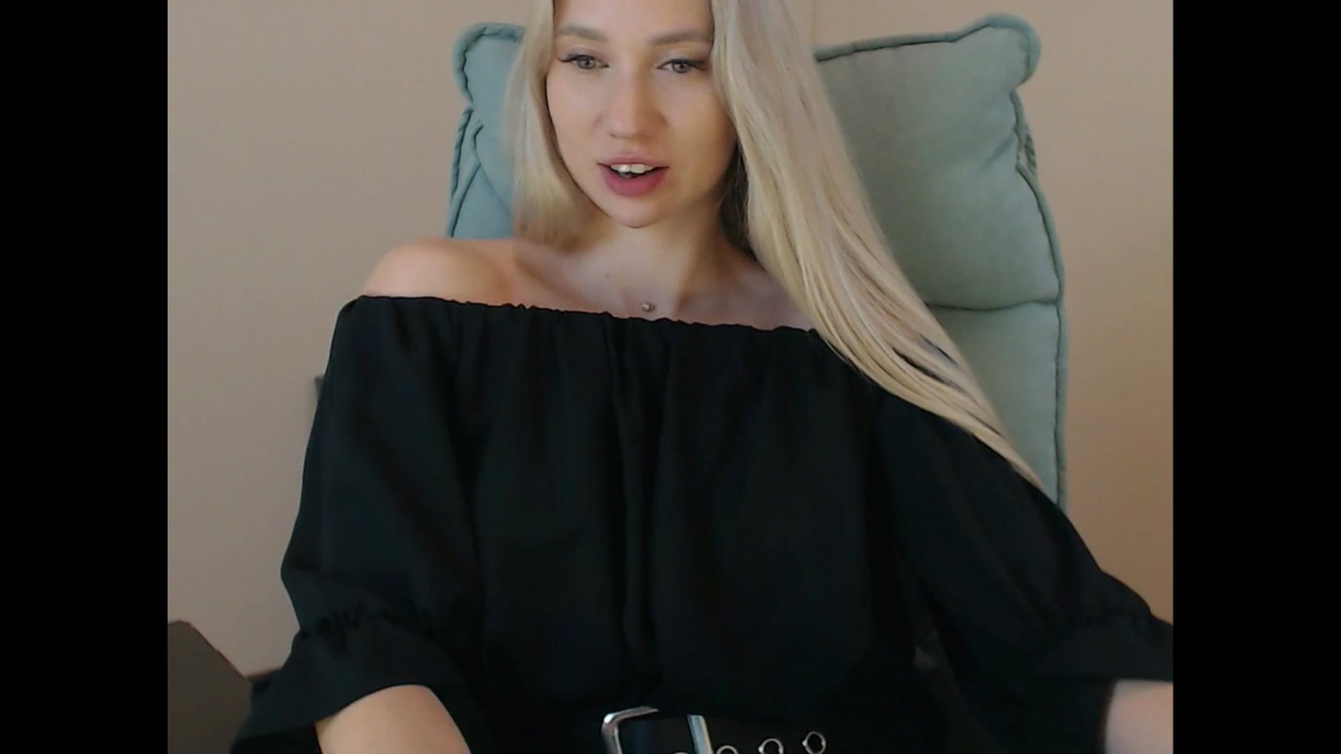 Gallery image thumbnail from Miss_Sylvia's myfreecams stream on, 07/29/2025, 20:13 image 17 of 20