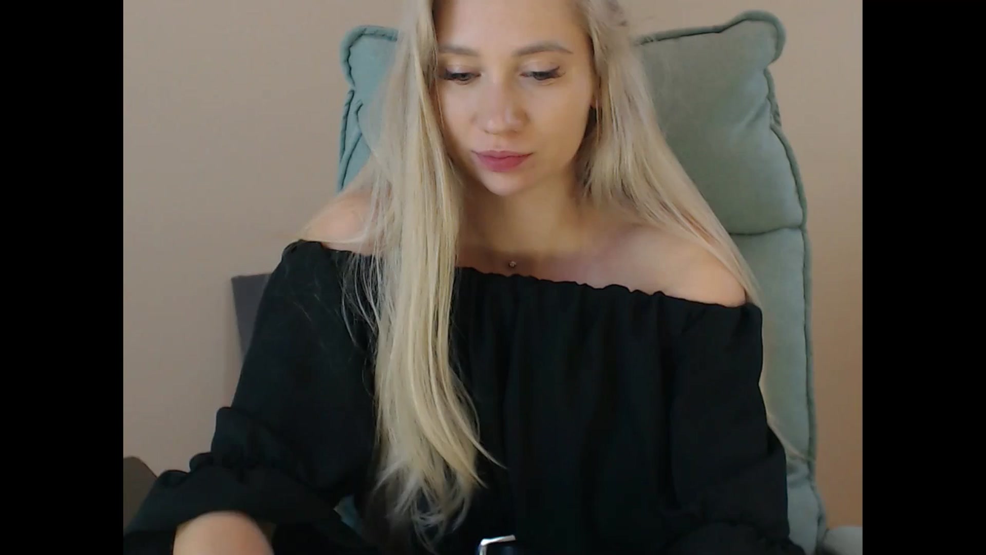 Gallery image thumbnail from Miss_Sylvia's myfreecams stream on, 07/29/2025, 20:13 image 1 of 20