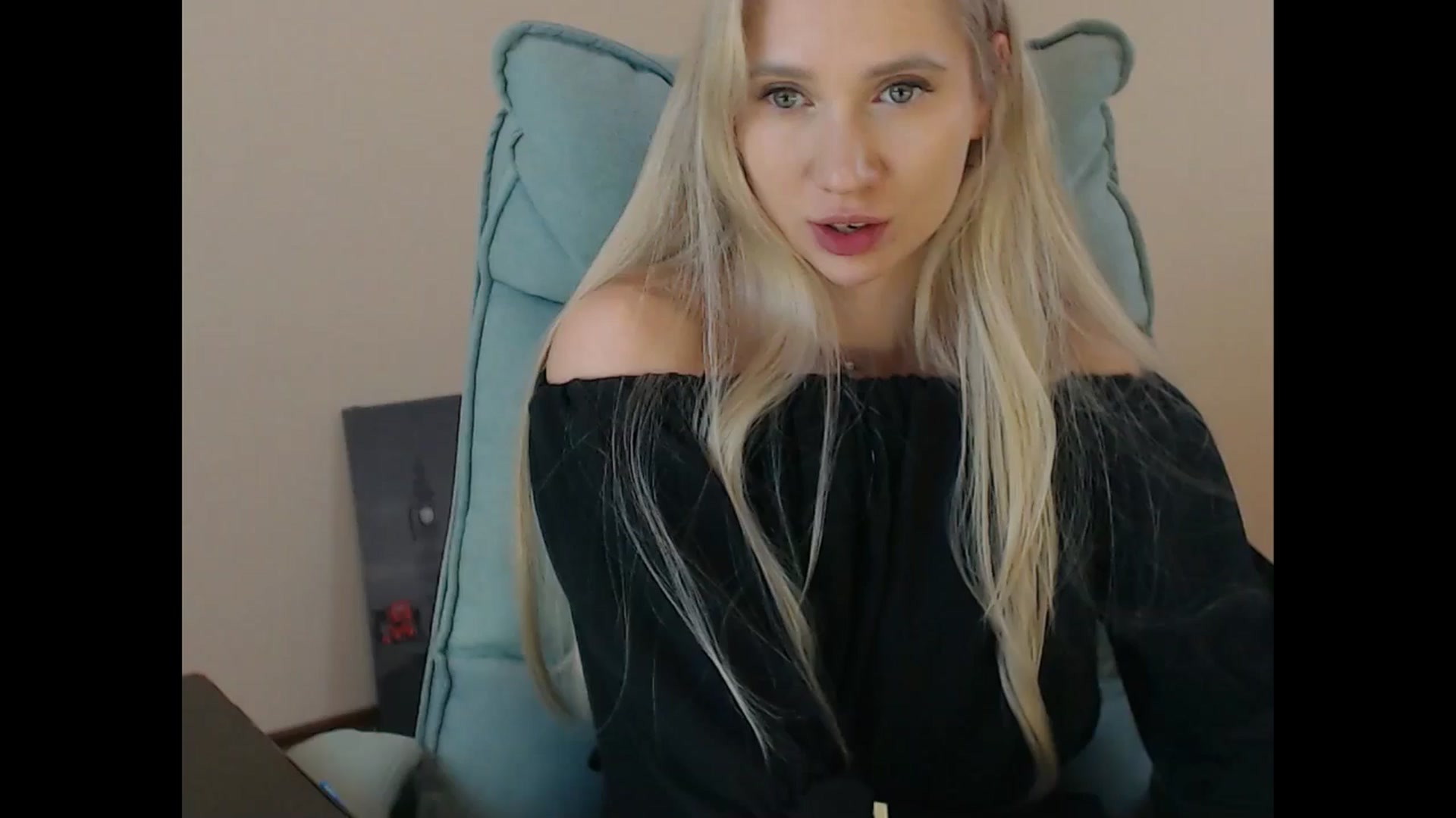 Gallery image thumbnail from Miss_Sylvia's myfreecams stream on, 07/29/2025, 20:13 image 11 of 20