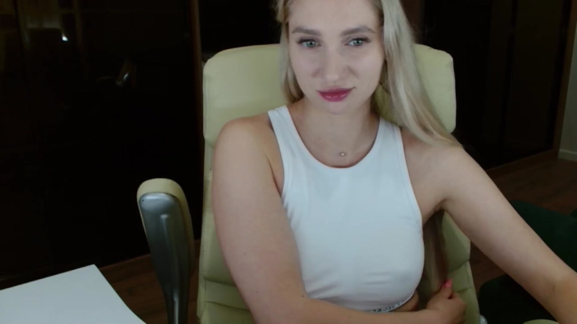 Gallery image thumbnail from Miss_Sylvia's myfreecams stream on, 07/30/2025, 17:01 image 11 of 20