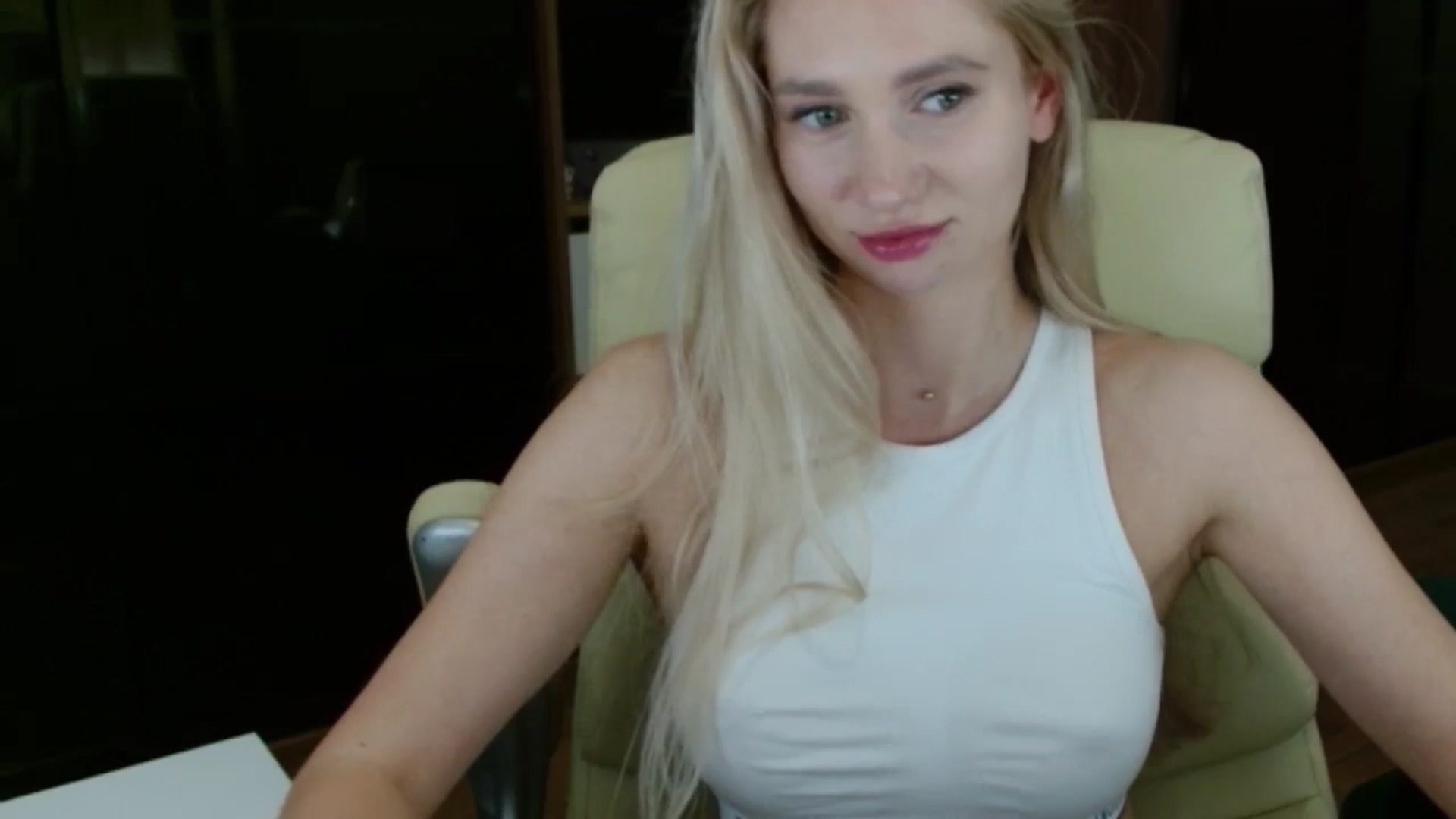 Gallery image thumbnail from Miss_Sylvia's myfreecams stream on, 07/30/2025, 20:41 image 9 of 20
