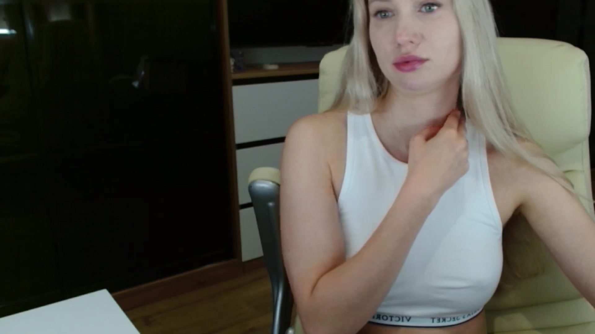 Gallery image thumbnail from Miss_Sylvia's myfreecams stream on, 07/30/2025, 20:41 image 19 of 20