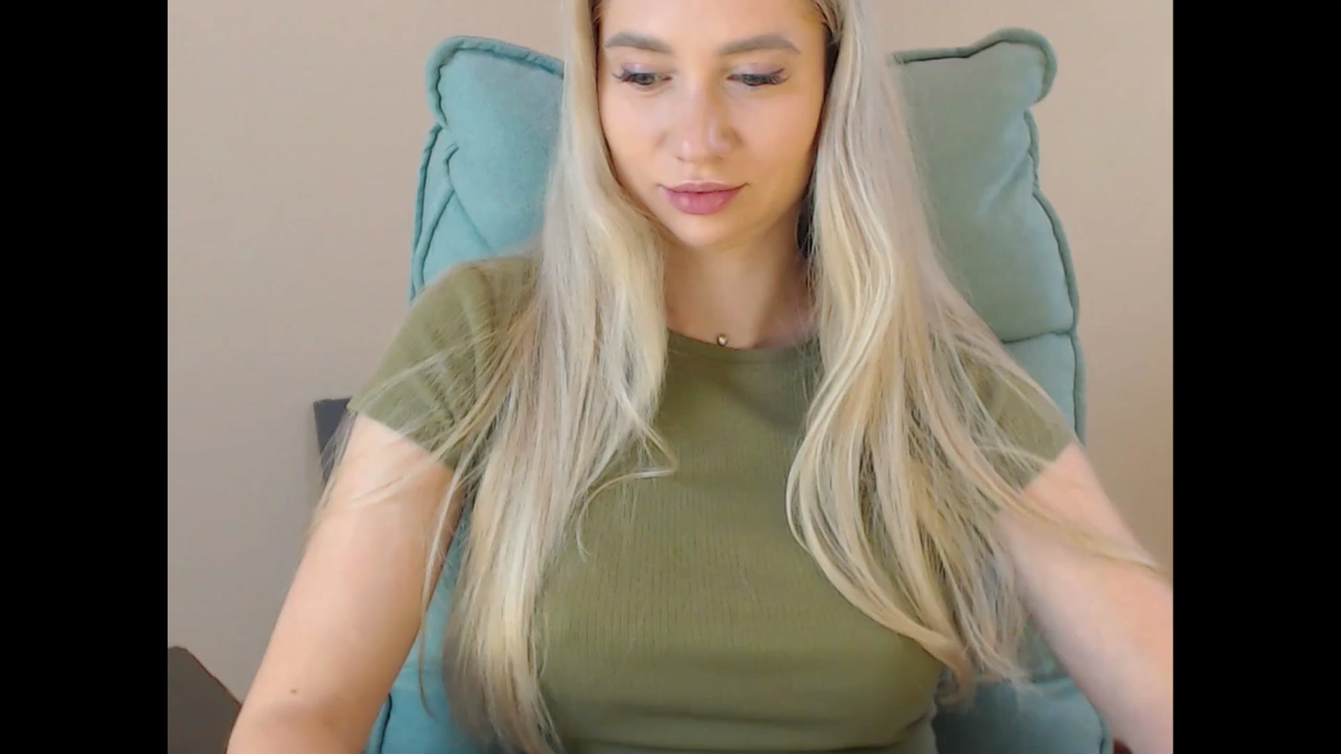 Gallery image thumbnail from Miss_Sylvia's myfreecams stream on, 07/31/2025, 14:40 image 16 of 20