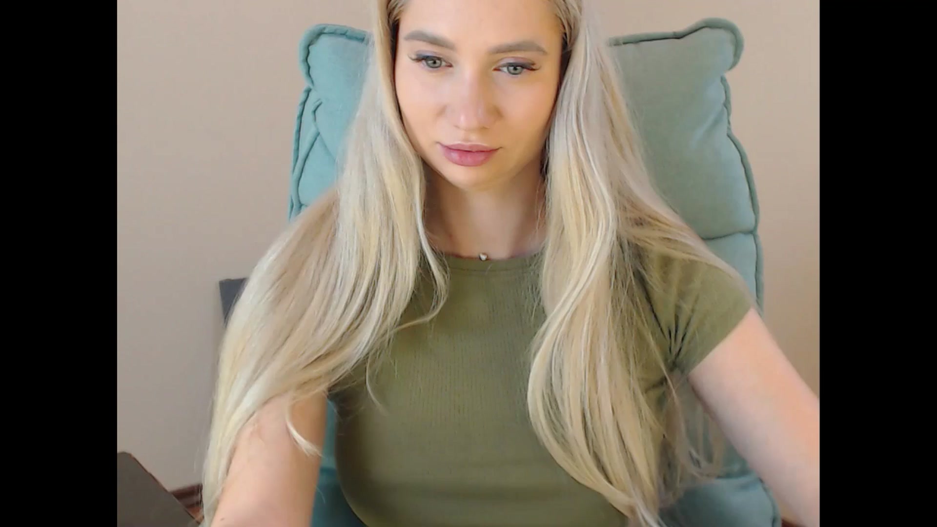 Gallery image thumbnail from Miss_Sylvia's myfreecams stream on, 07/31/2025, 14:40 image 17 of 20