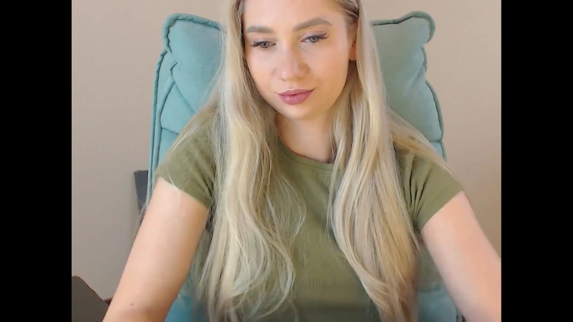 Gallery image thumbnail from Miss_Sylvia's myfreecams stream on, 07/31/2025, 14:40 image 12 of 20