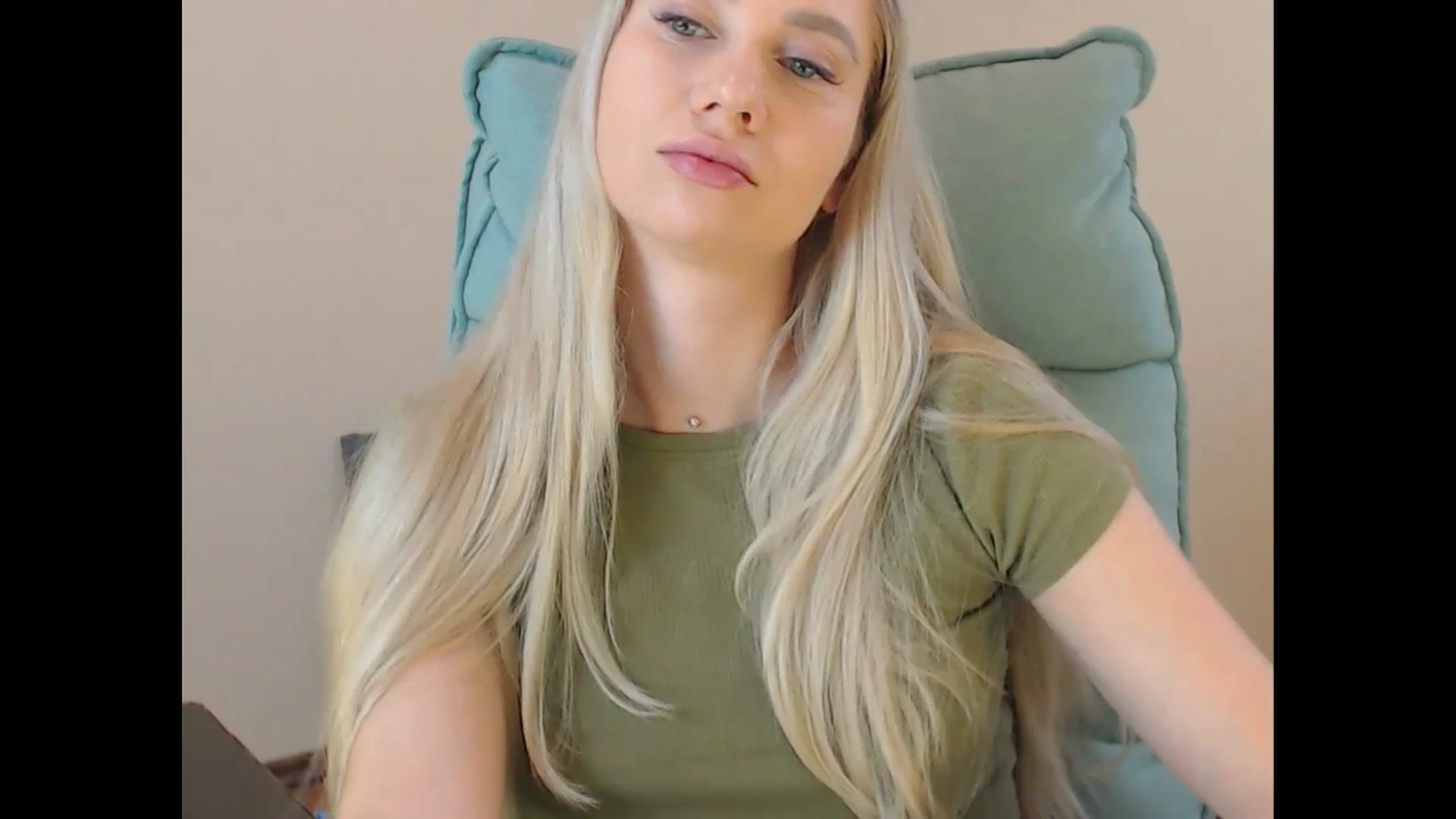 Gallery image thumbnail from Miss_Sylvia's myfreecams stream on, 07/31/2025, 14:40 image 18 of 20