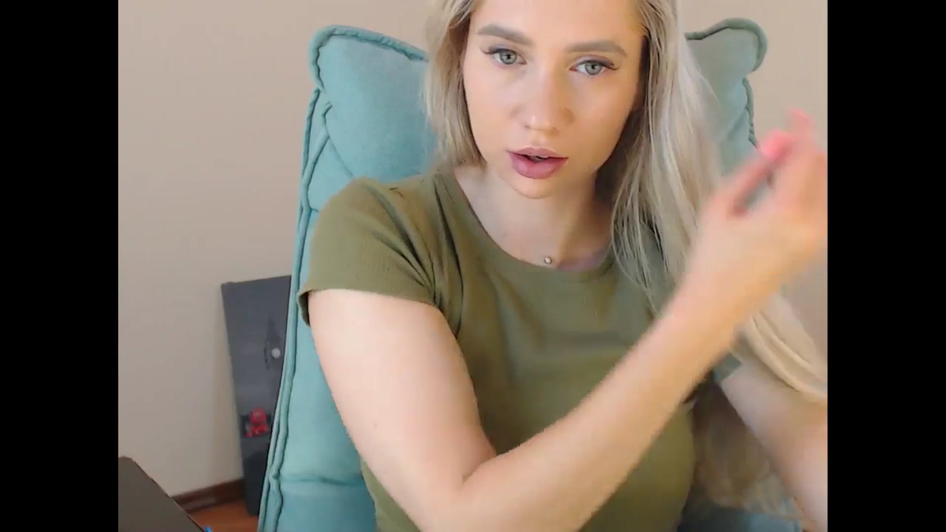 Gallery image thumbnail from Miss_Sylvia's myfreecams stream on, 07/31/2025, 14:40 image 3 of 20