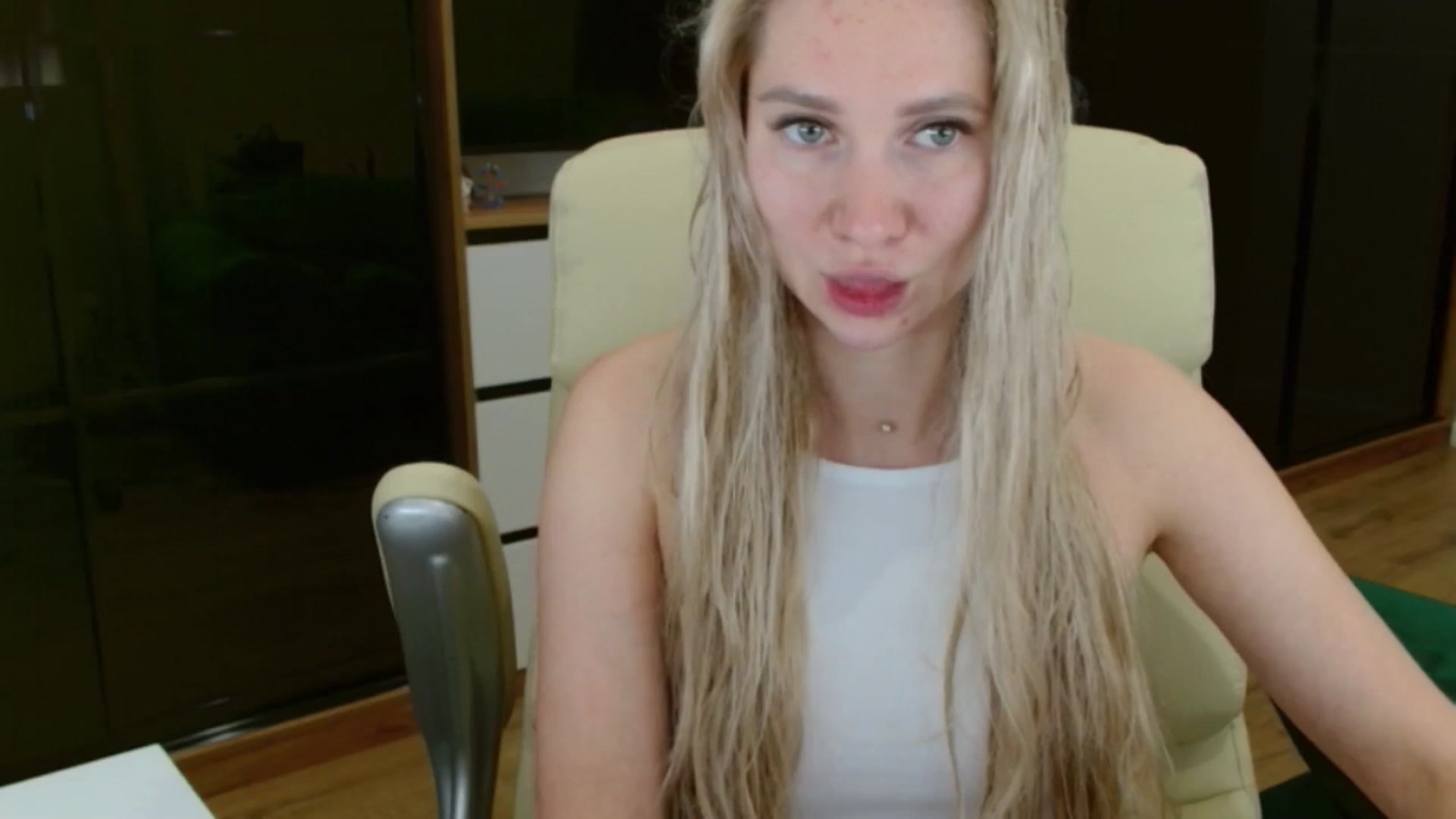 Gallery image thumbnail from Miss_Sylvia's myfreecams stream on, 08/04/2025, 15:14 image 3 of 20