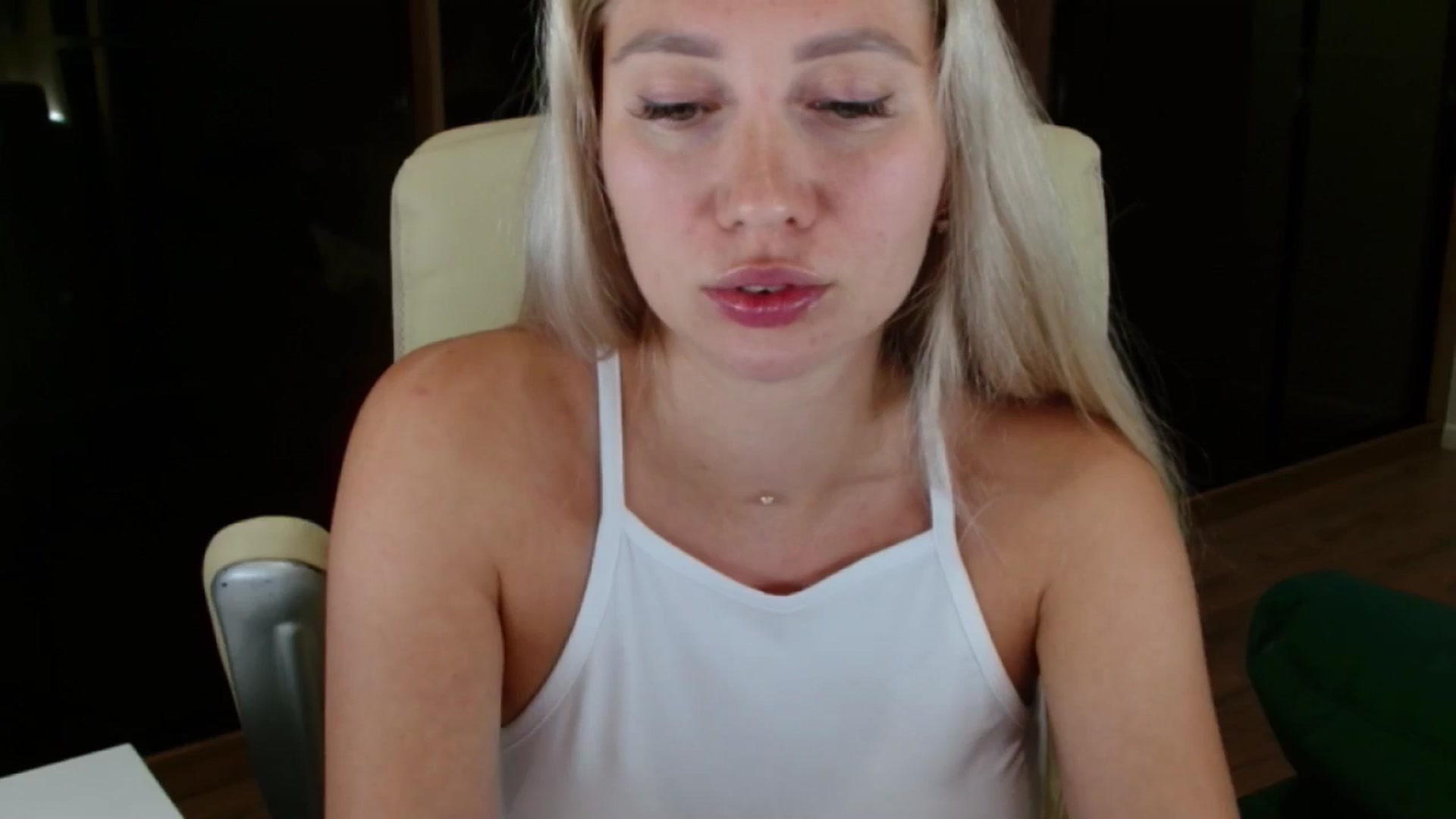 Gallery image thumbnail from Miss_Sylvia's myfreecams stream on, 08/18/2025, 18:12 image 10 of 20