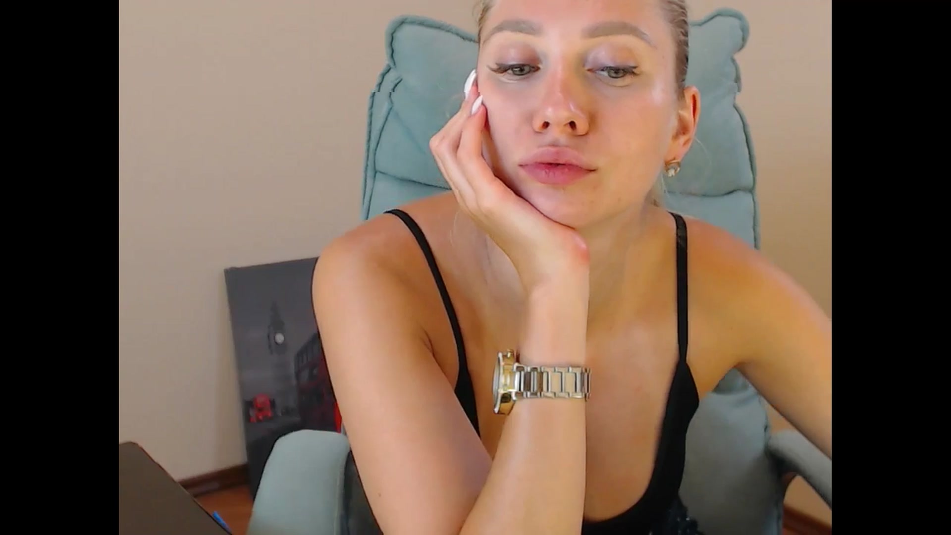 Gallery image thumbnail from Miss_Sylvia's myfreecams stream on, 08/19/2025, 17:06 image 15 of 20