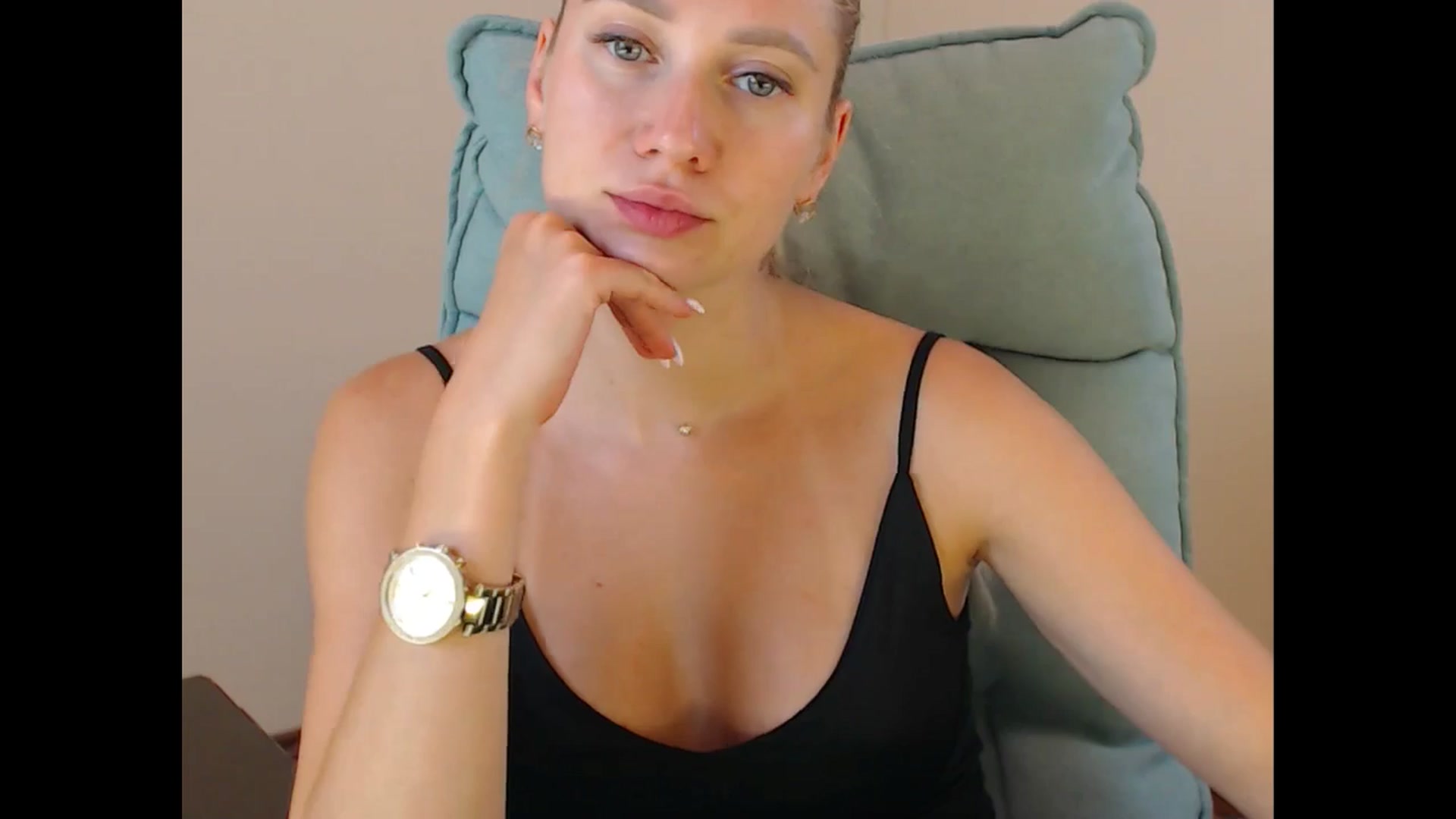 Gallery image thumbnail from Miss_Sylvia's myfreecams stream on, 08/19/2025, 17:06 image 10 of 20