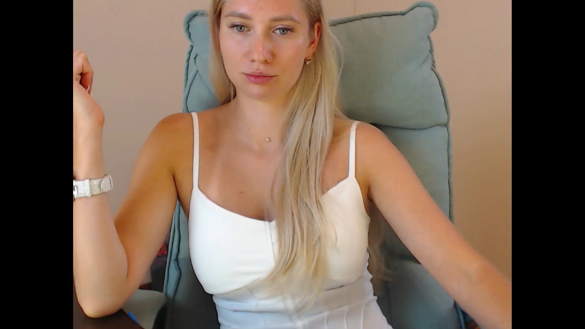 Gallery image thumbnail from Miss_Sylvia's myfreecams stream on, 08/21/2025, 16:20 image 17 of 20