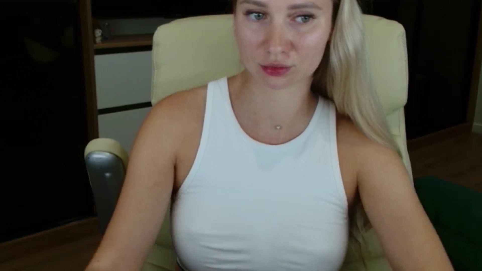Gallery image thumbnail from Miss_Sylvia's myfreecams stream on, 08/22/2025, 20:24 image 14 of 20