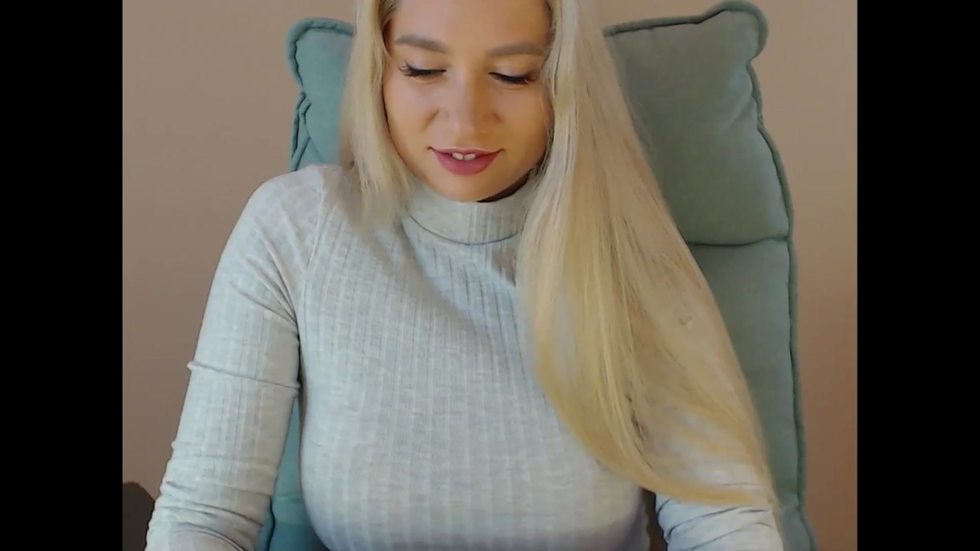 Gallery image thumbnail from Miss_Sylvia's myfreecams stream on, 08/26/2025, 17:13 image 19 of 20