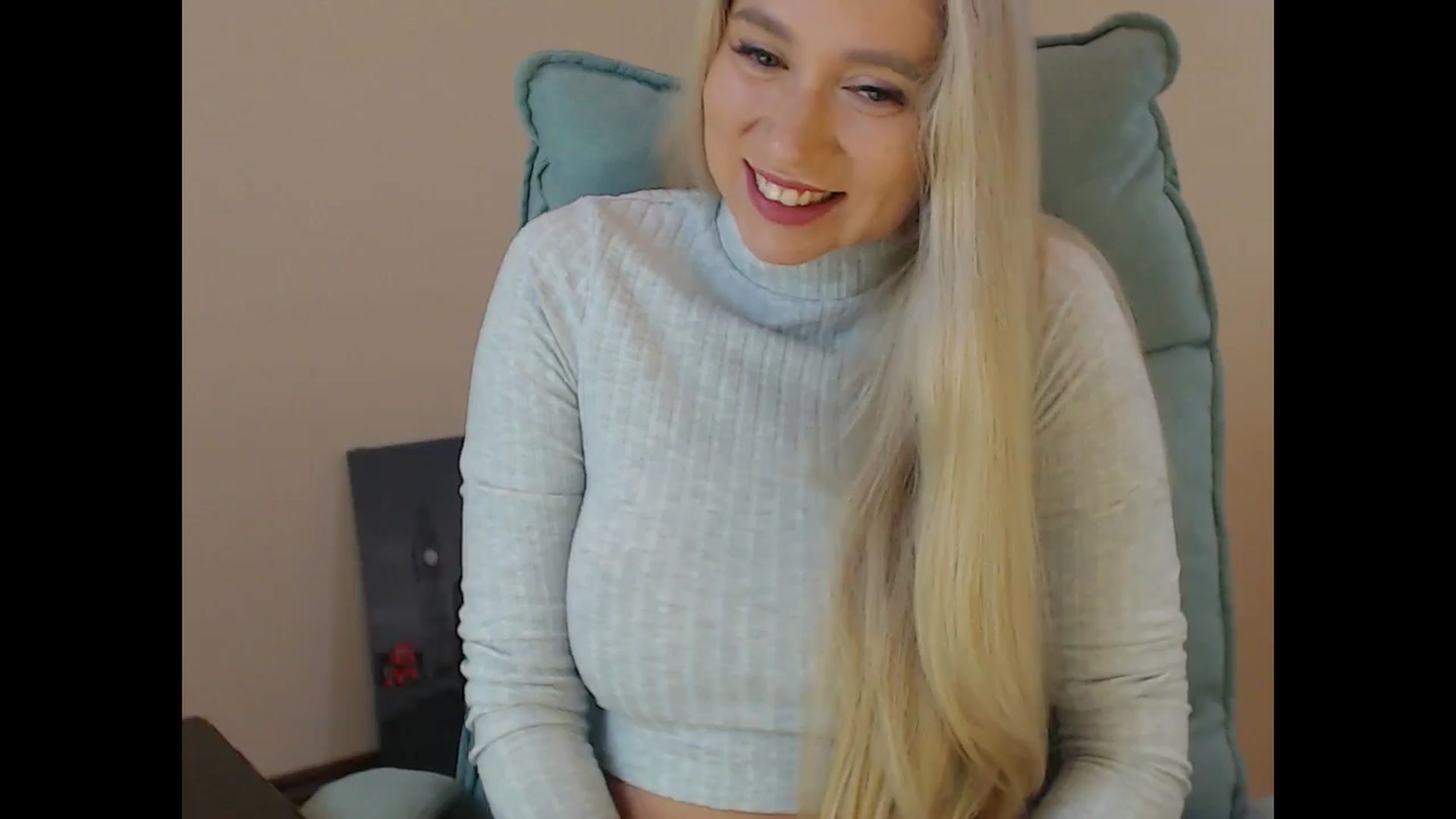 Gallery image thumbnail from Miss_Sylvia's myfreecams stream on, 08/26/2025, 17:13 image 8 of 20