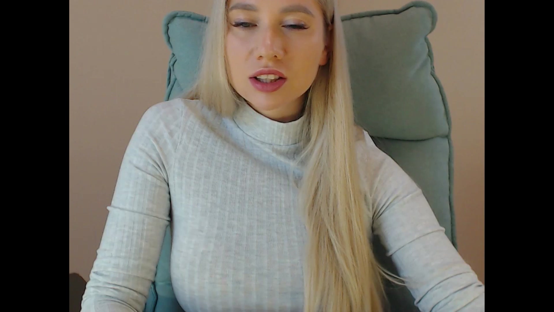 Gallery image thumbnail from Miss_Sylvia's myfreecams stream on, 08/26/2025, 17:13 image 13 of 20