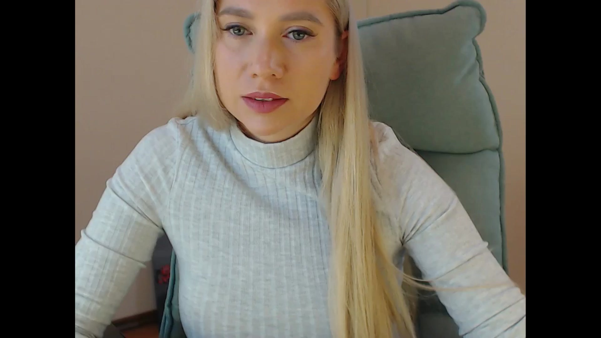 Gallery image thumbnail from Miss_Sylvia's myfreecams stream on, 08/26/2025, 17:13 image 11 of 20