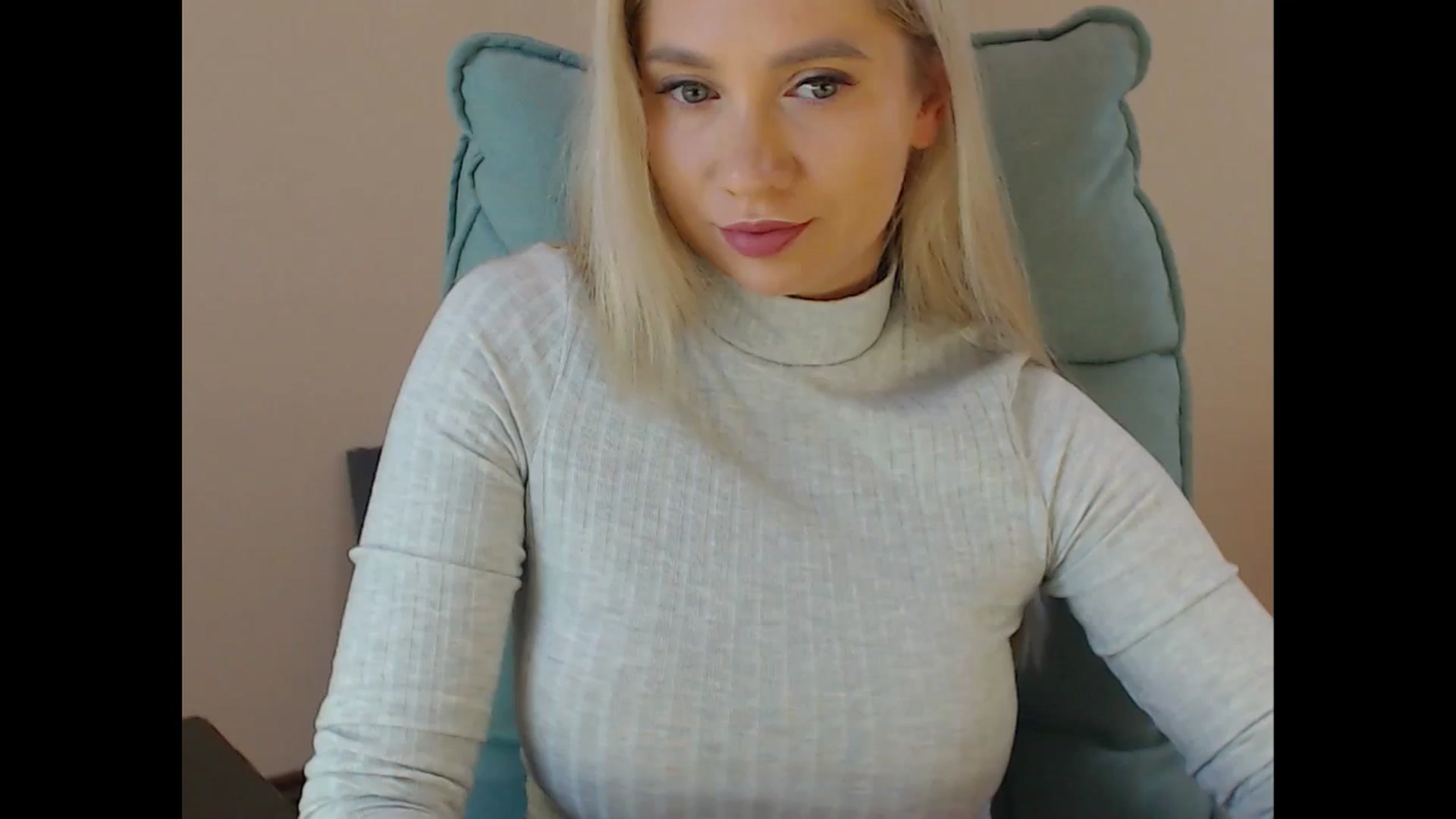 Gallery image thumbnail from Miss_Sylvia's myfreecams stream on, 08/26/2025, 17:13 image 3 of 20