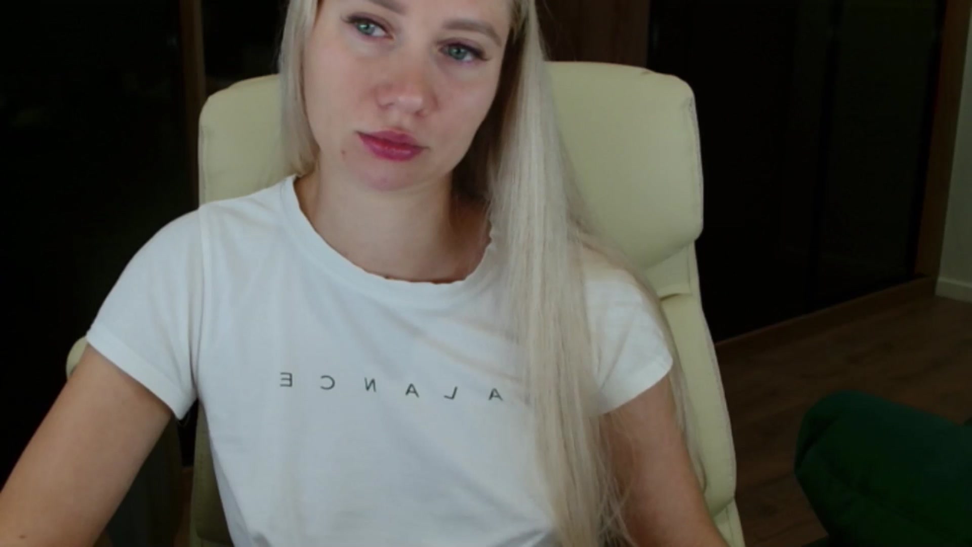 Gallery image thumbnail from Miss_Sylvia's myfreecams stream on, 08/27/2025, 18:29 image 5 of 20