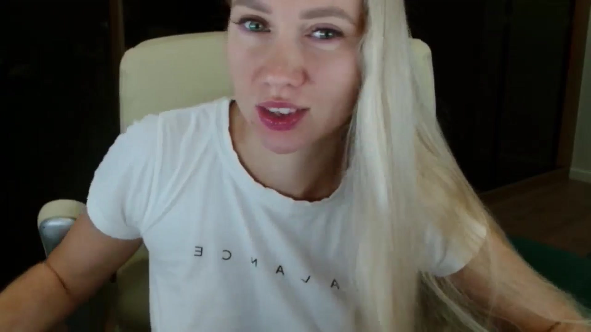 Gallery image thumbnail from Miss_Sylvia's myfreecams stream on, 08/27/2025, 18:29 image 2 of 20