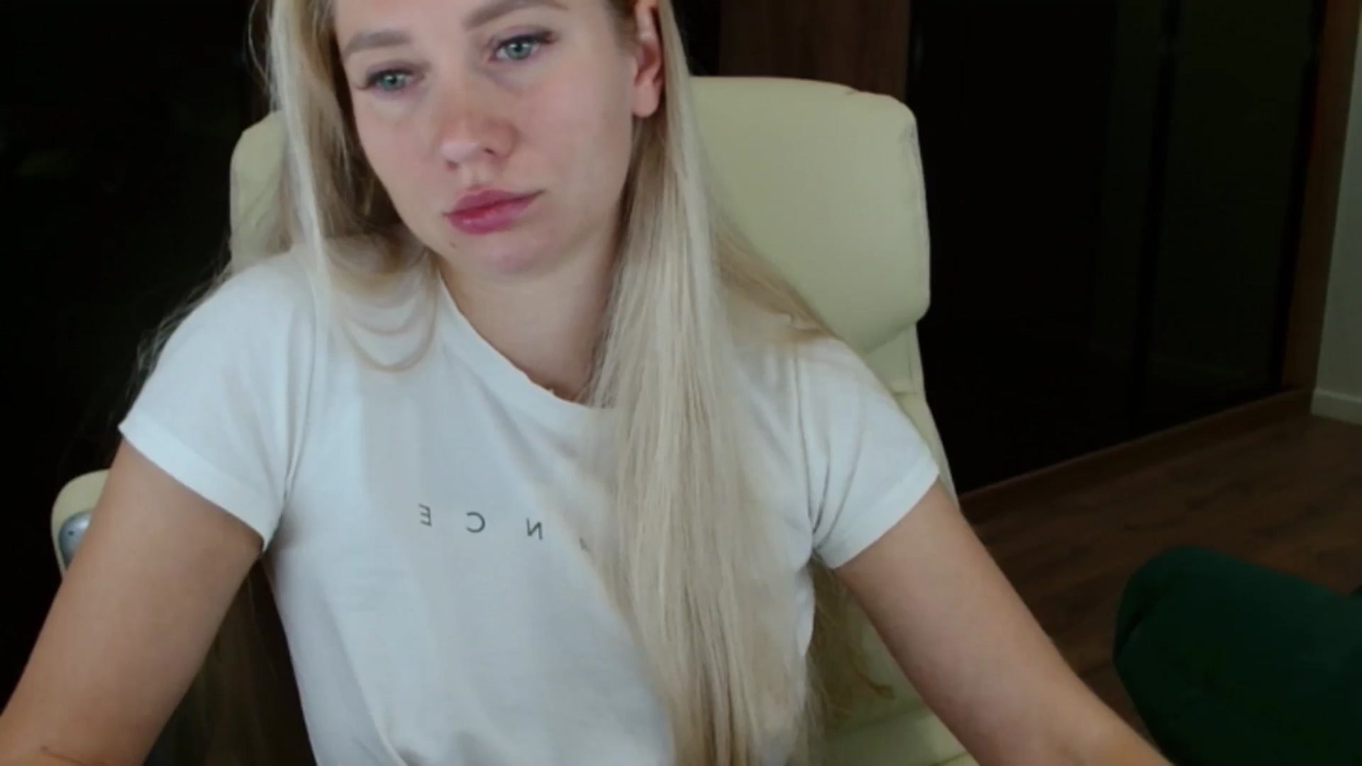 Gallery image thumbnail from Miss_Sylvia's myfreecams stream on, 08/27/2025, 18:29 image 10 of 20