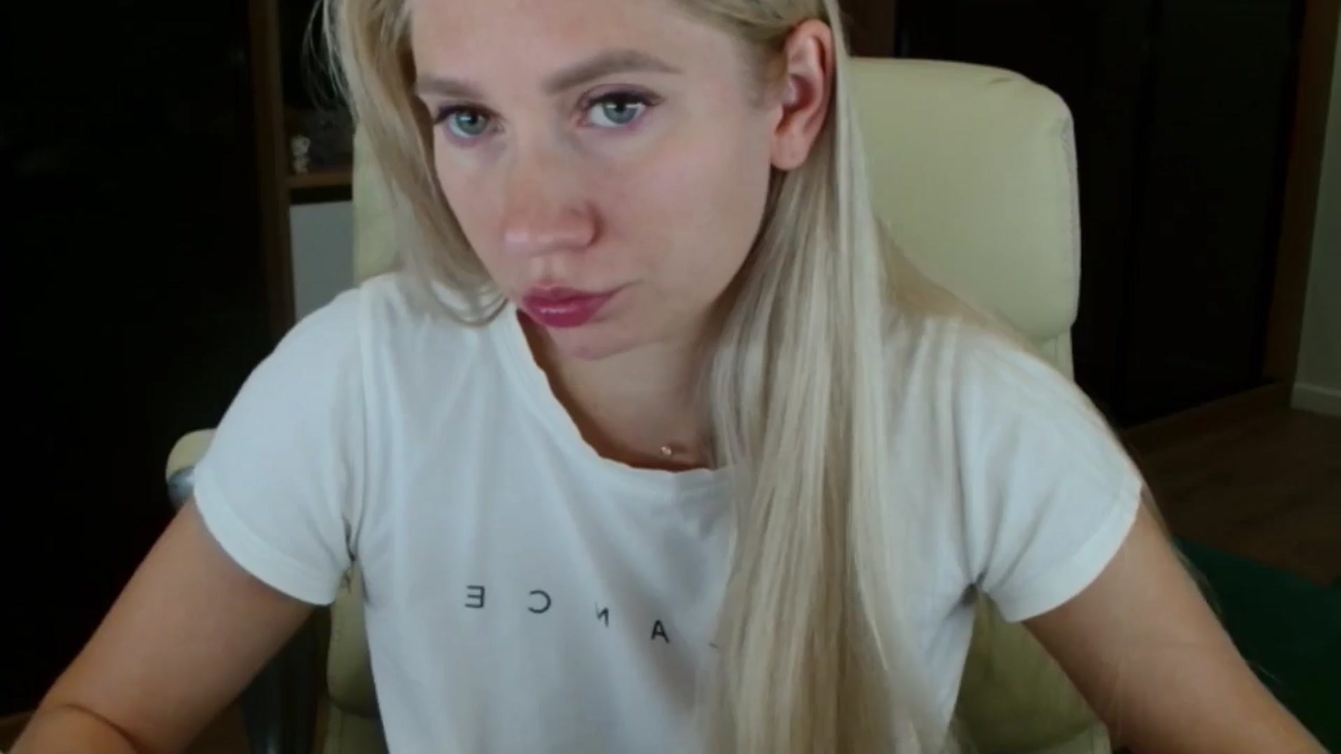 Gallery image thumbnail from Miss_Sylvia's myfreecams stream on, 08/27/2025, 18:29 image 6 of 20