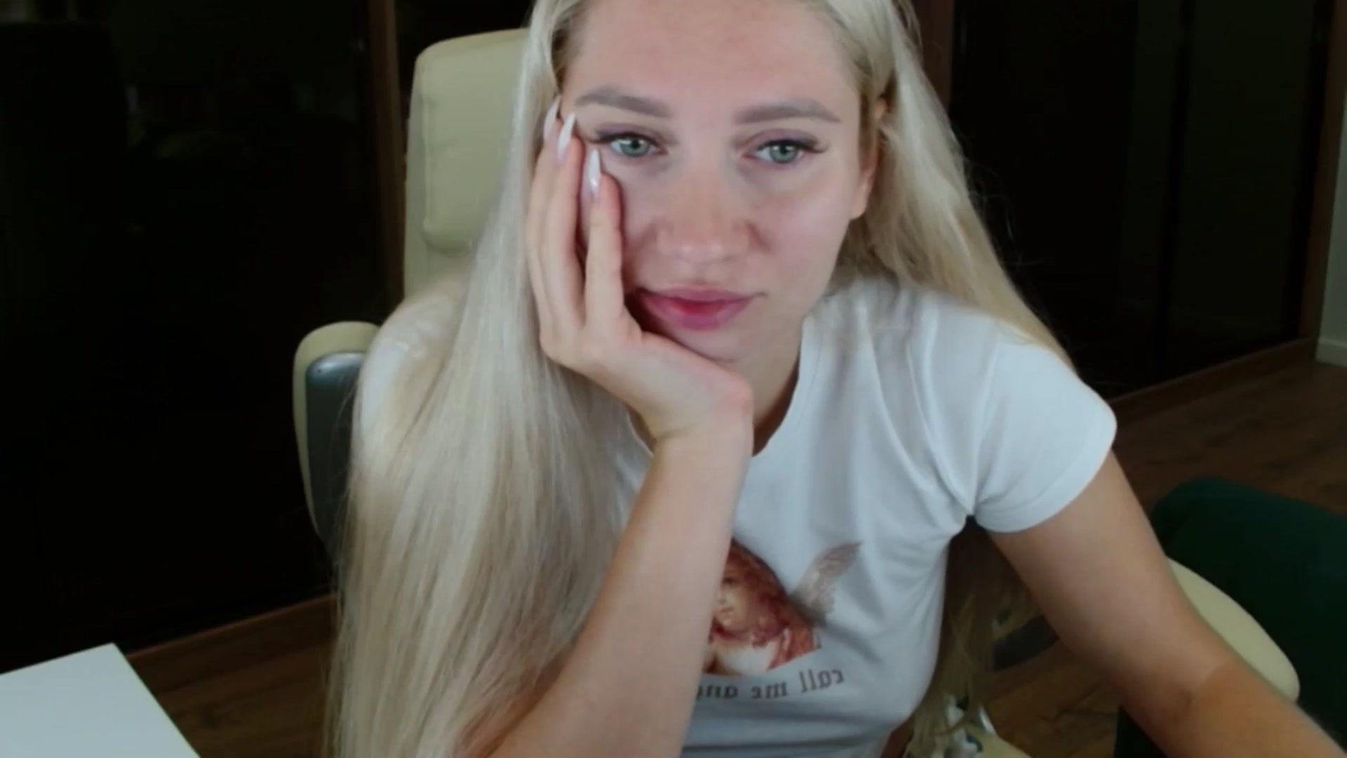 Gallery image thumbnail from Miss_Sylvia's myfreecams stream on, 08/28/2025, 14:30 image 8 of 20