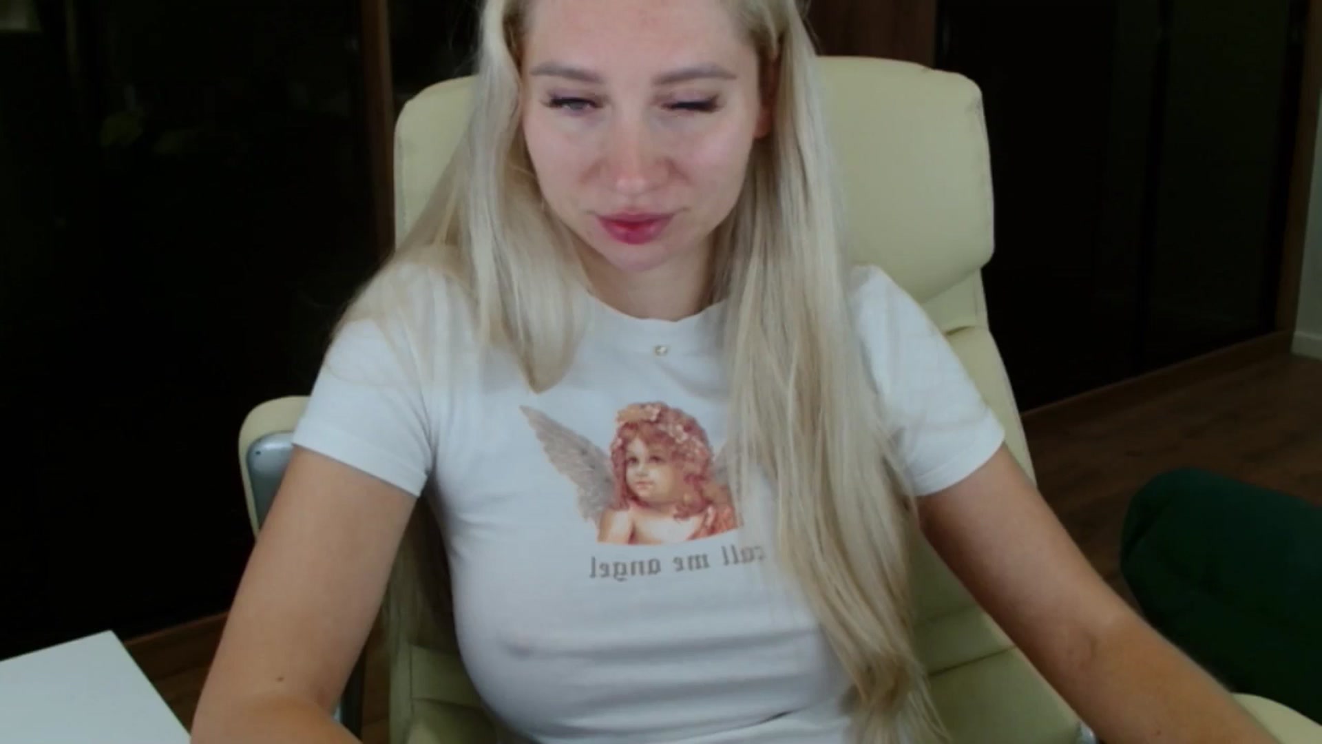 Gallery image thumbnail from Miss_Sylvia's myfreecams stream on, 08/28/2025, 14:30 image 3 of 20